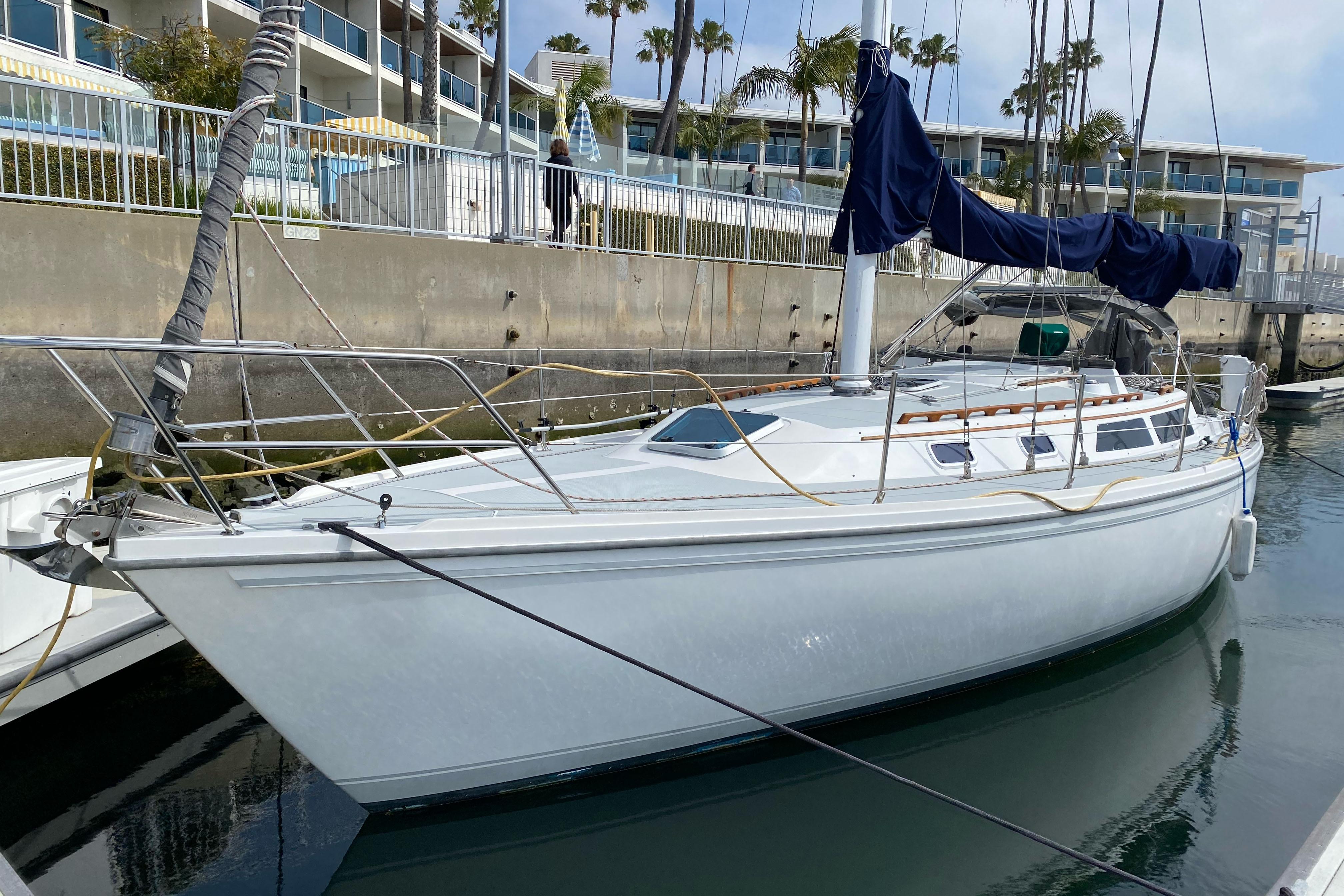1989 Catalina 36