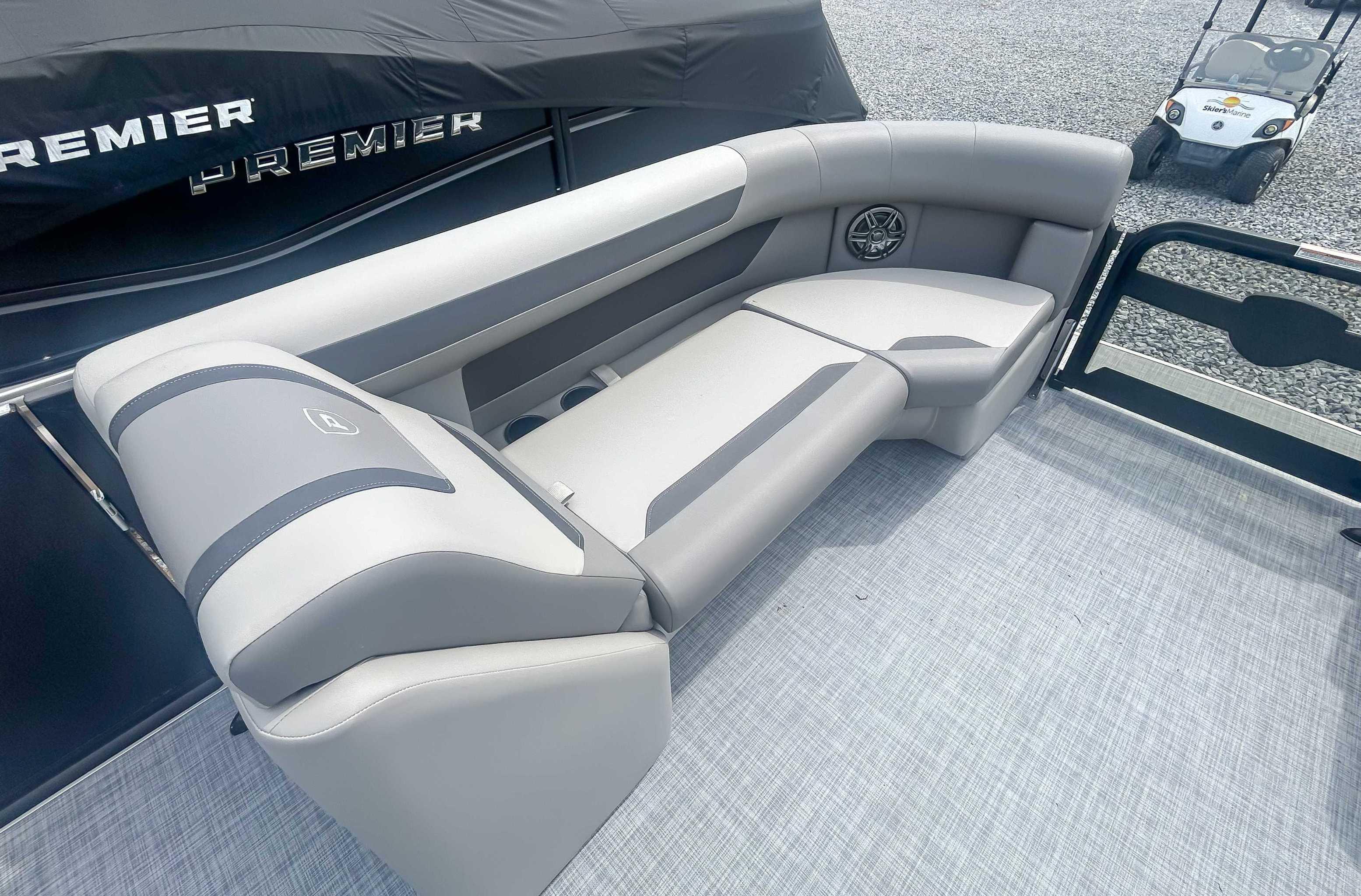 2025 Premier 200 Sunscape RL - 11