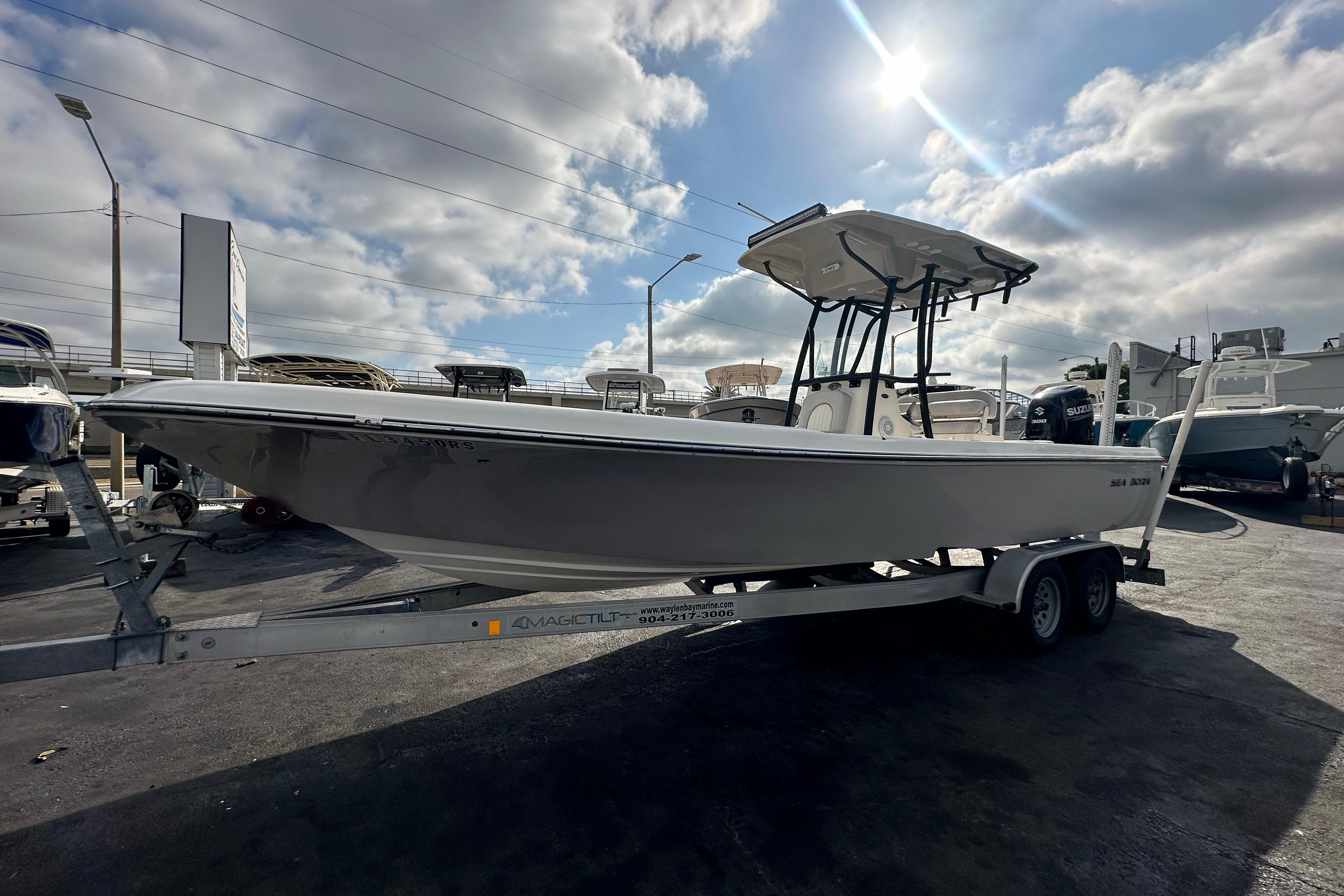 2018 Sea Born FX25 Bay