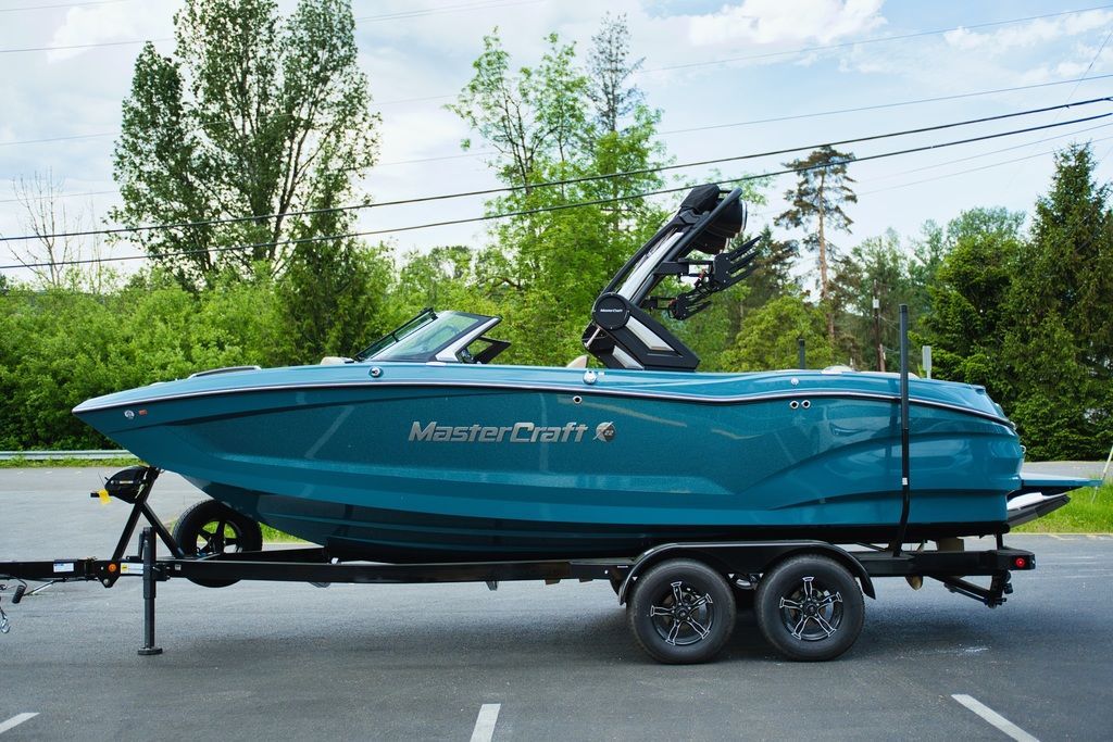 2025 MasterCraft X22 - 28