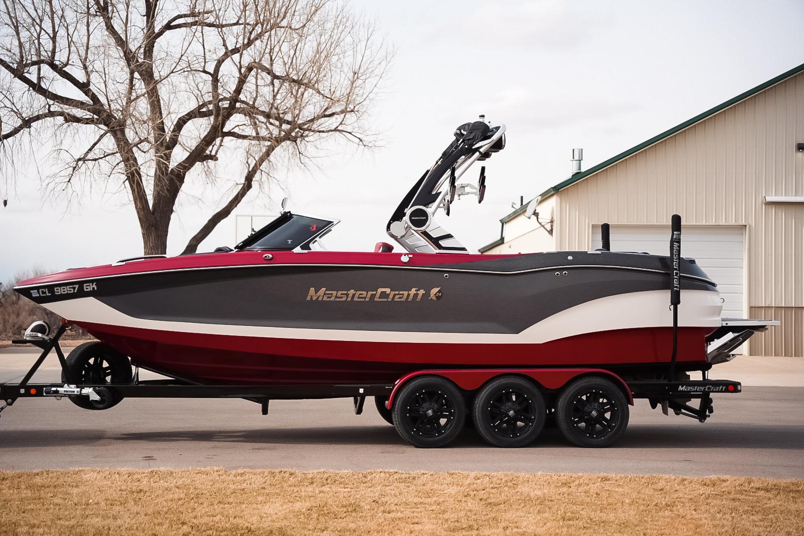 2019 MasterCraft X24