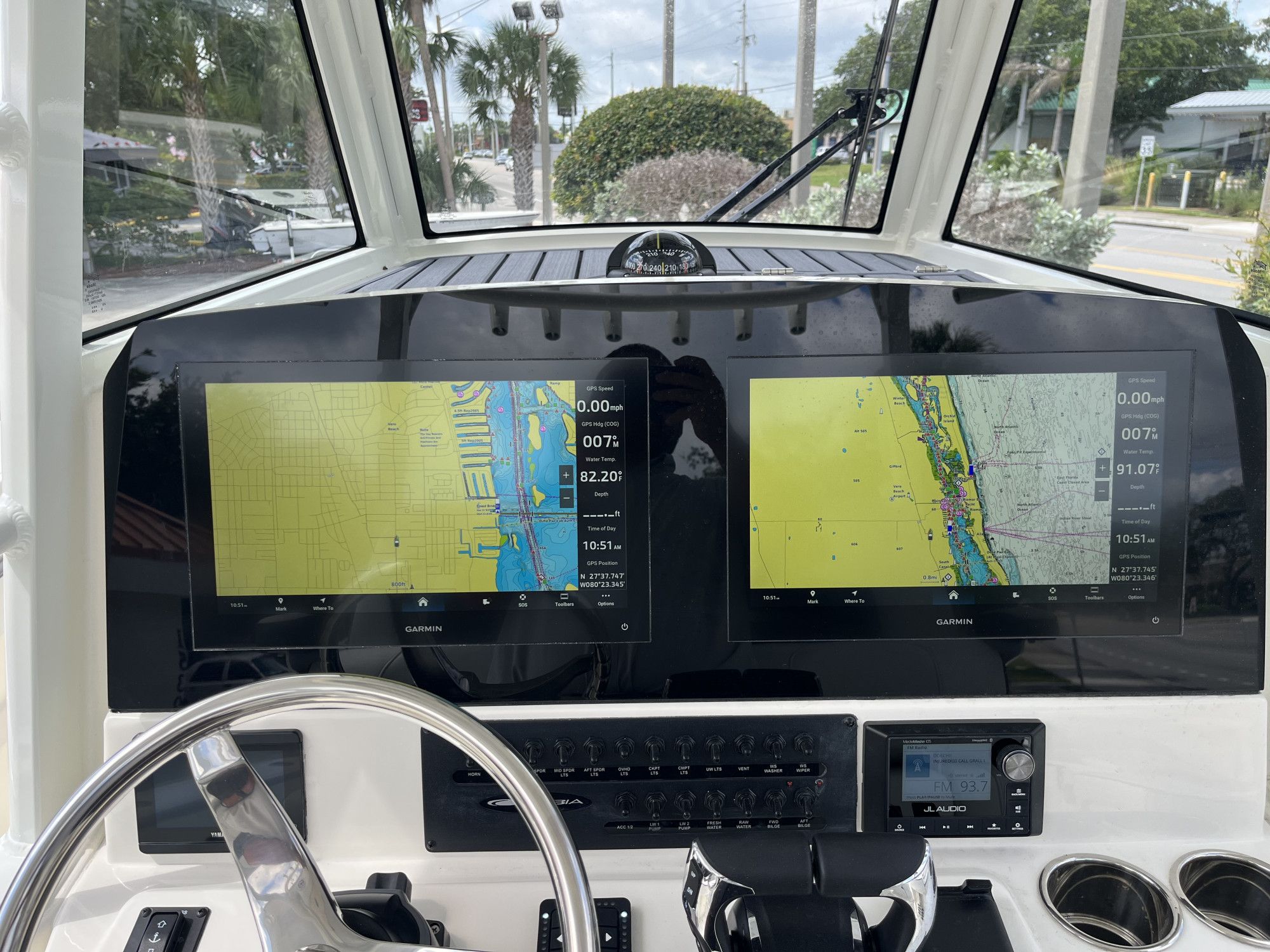 2026 Cobia 305 Center Console - 20