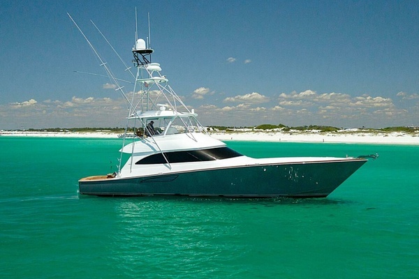 2015 Viking 62 Convertible