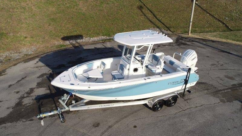 2026 Robalo R230 Center Console - 2