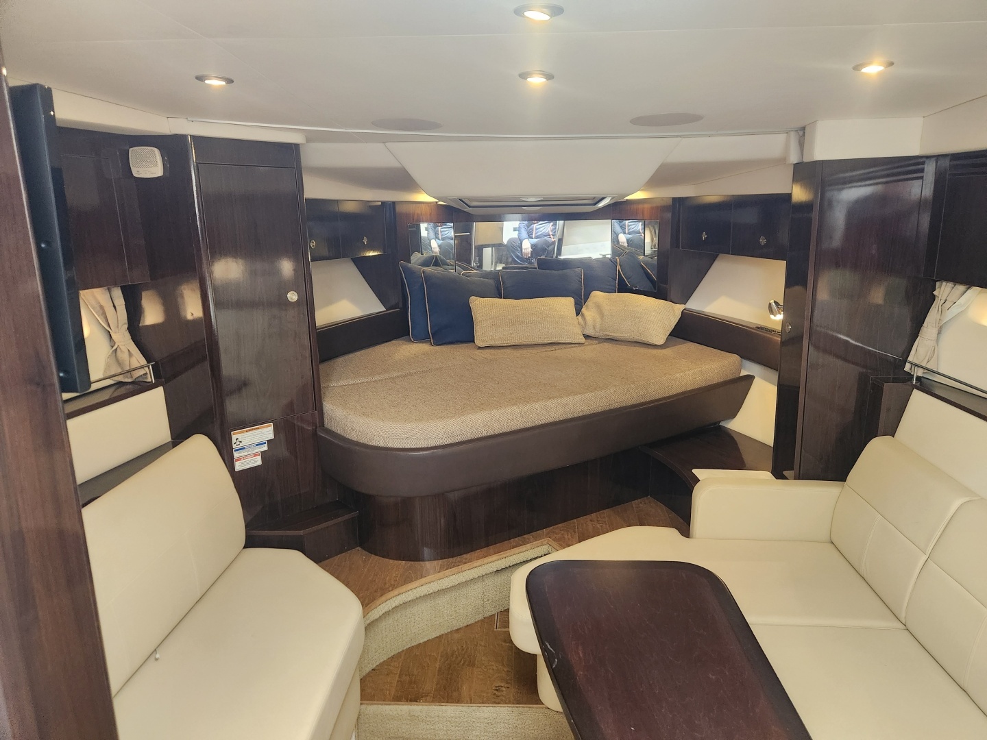 2019 Sea Ray Coupe - Image 13