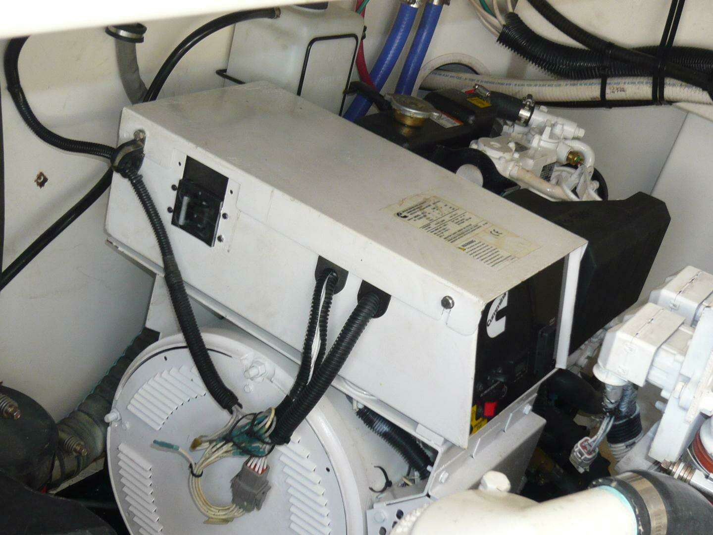 2004 Rampage 38 Express - Image 22