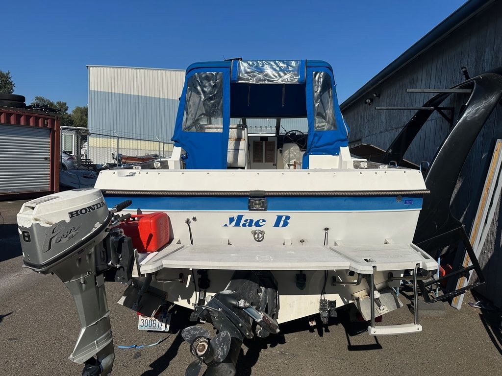 1987 Bayliner 21 Trophy - 17