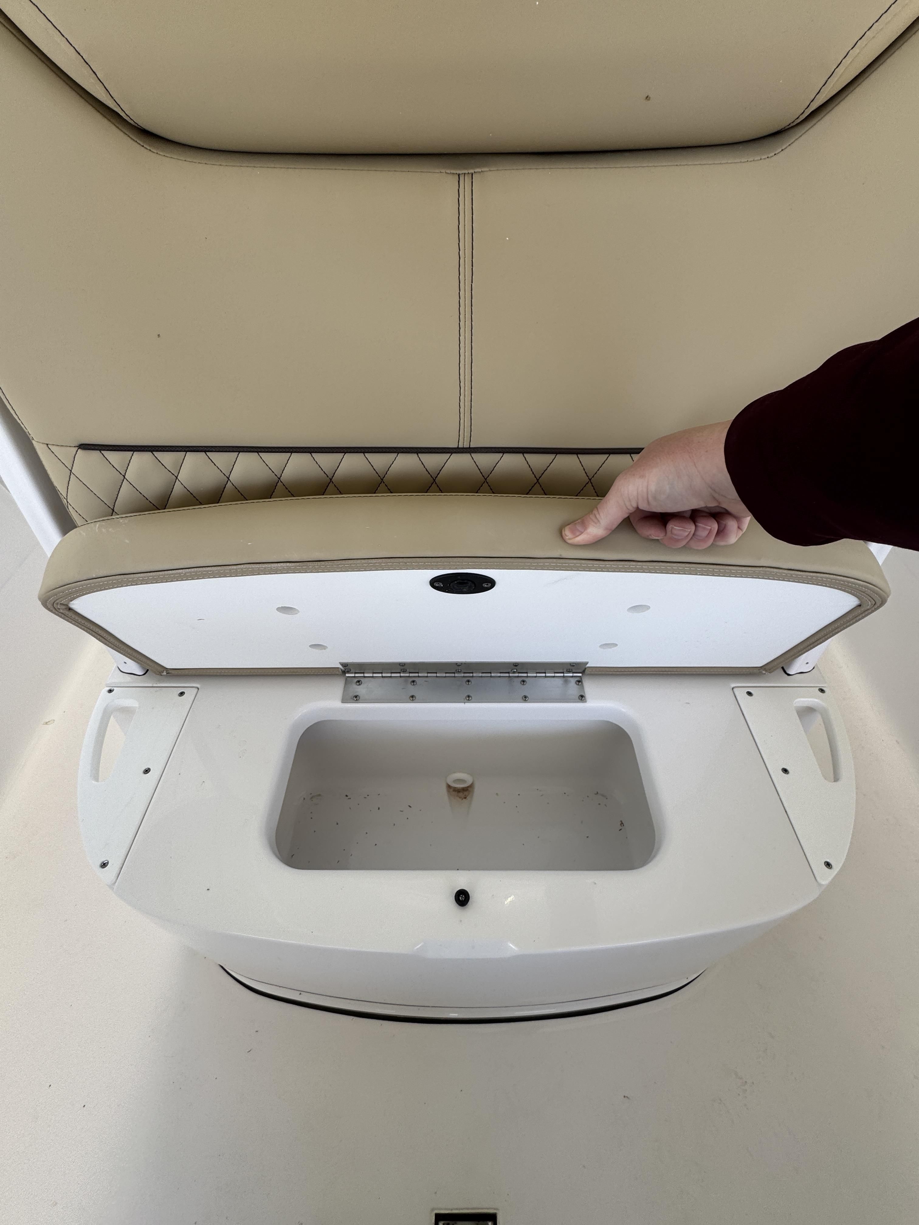 2026 Sportsman Heritage 231 Center Console - 24