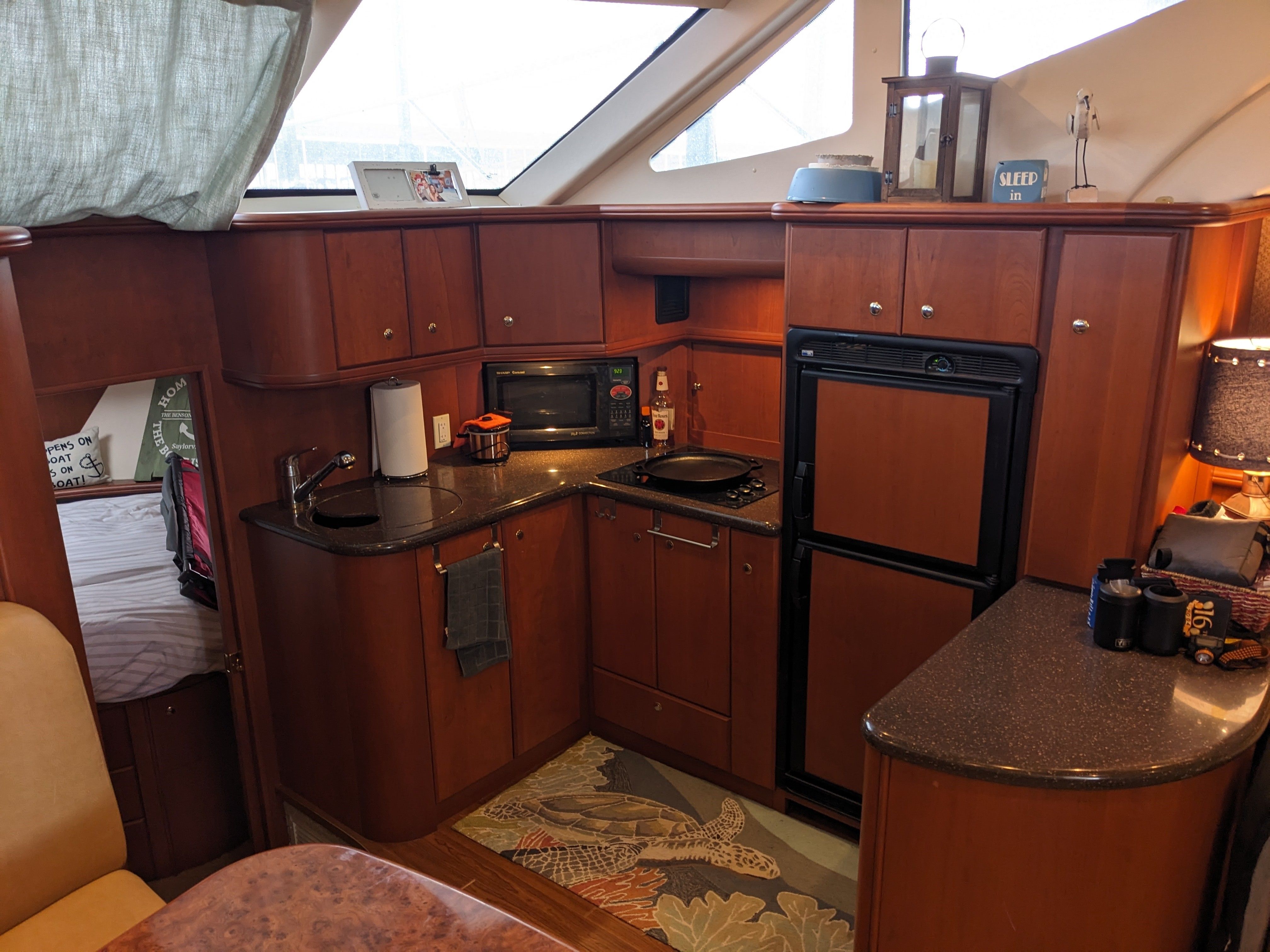 2006 Silverton 39 Motor Yacht - 16