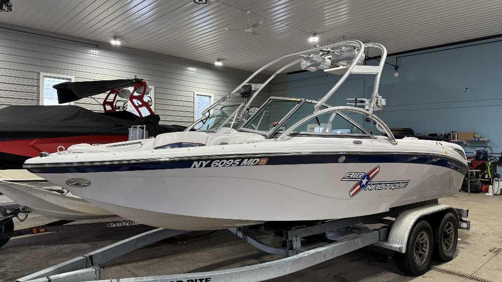 2007 Nautique Crossover 211