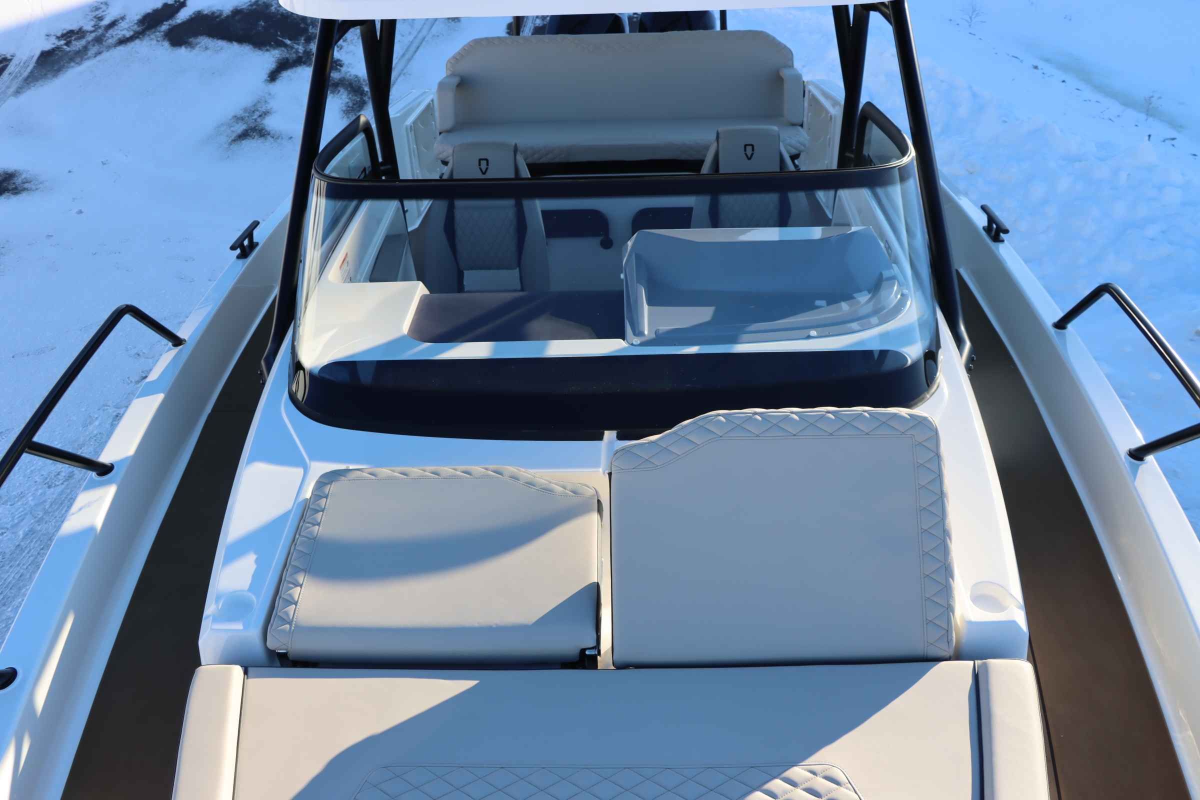 2025 Navan S30 - 23
