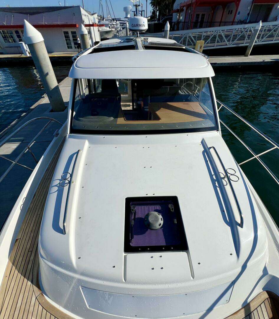2018 Nimbus 365 Coupe - Image 27