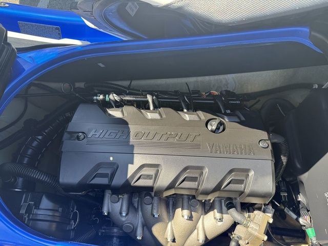 2021 Yamaha WaveRunner FX Cruiser HO - 9