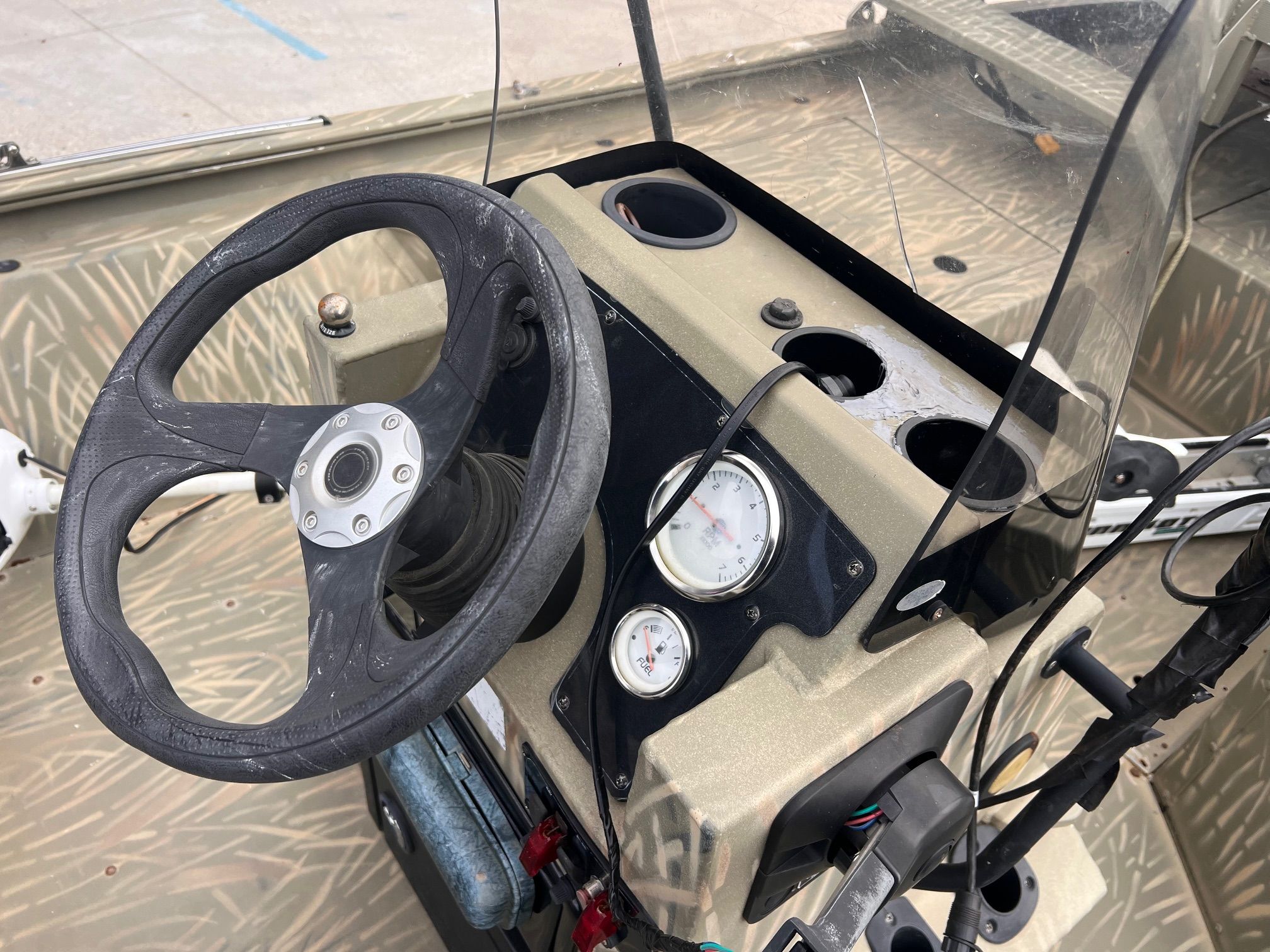 2017 Tracker Grizzly 2072 MVX CC Sportsman - 5