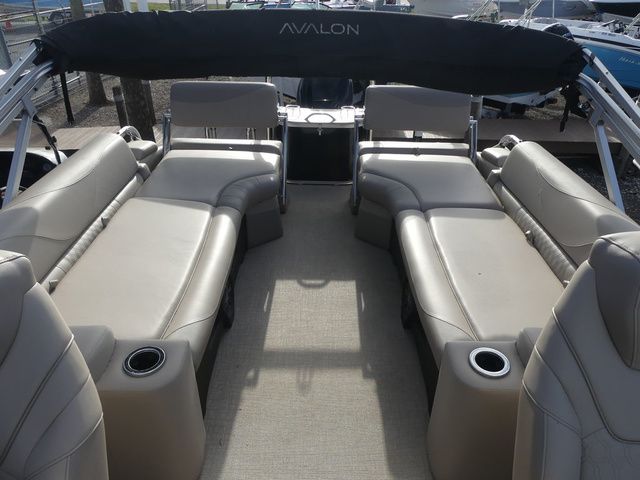 2025 Avalon LSZ Rear Fish 25 FT - 13