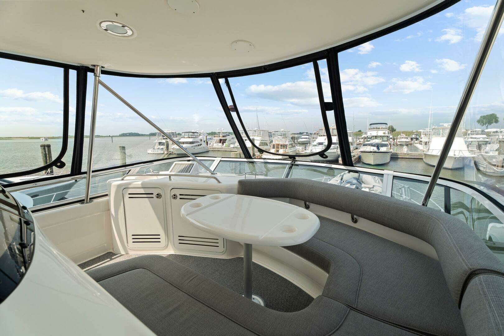 2003 Sea Ray 480 Sedan Bridge - Image 35