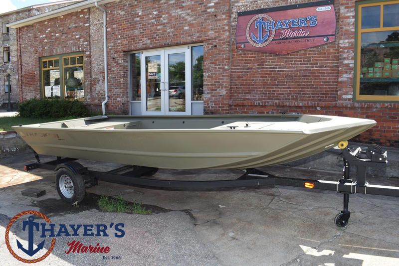 2026 Tracker Grizzly 1648 Utility