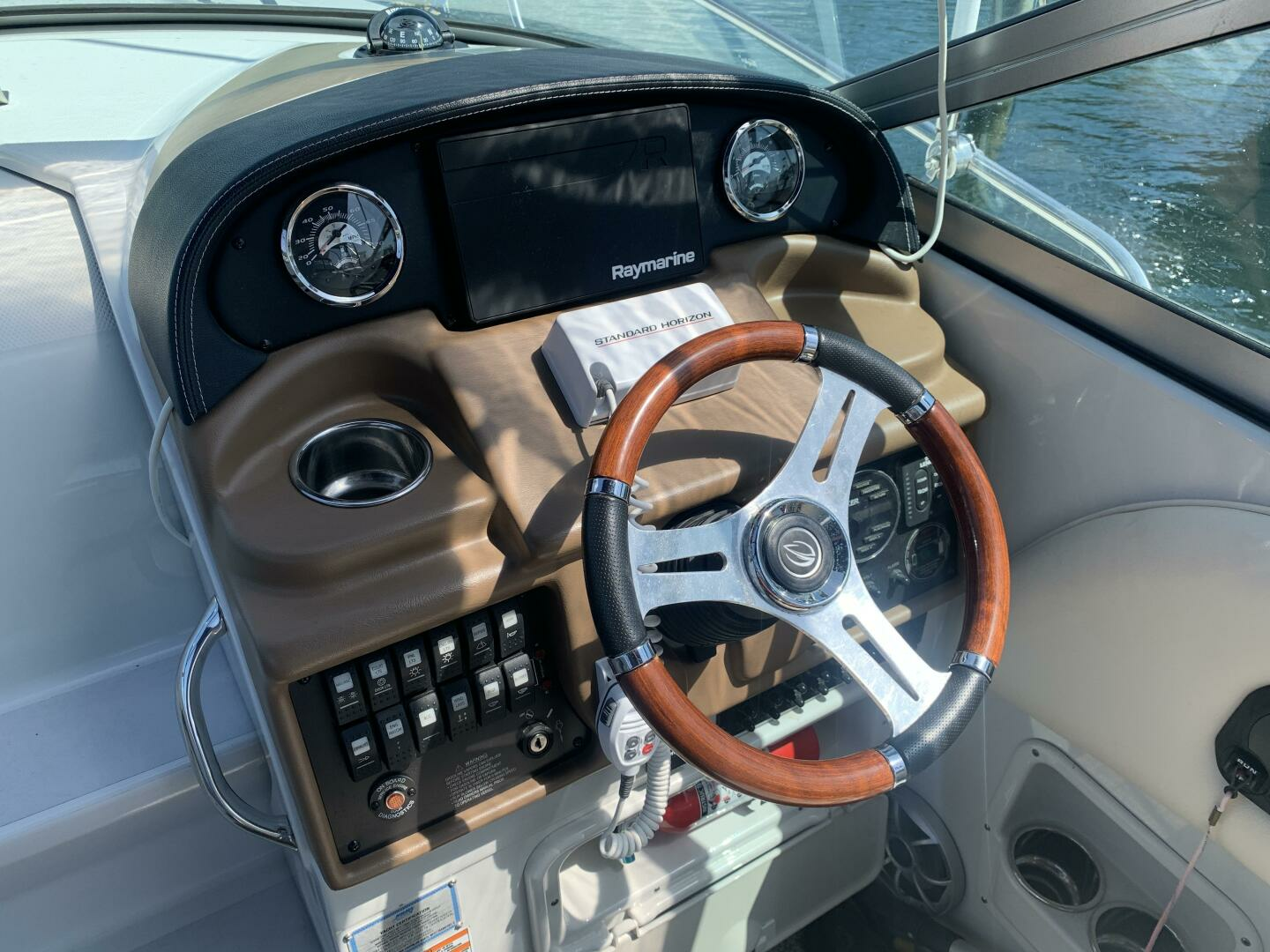 2018 Crownline 264 CR - Image 15