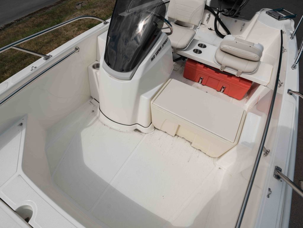 2025 Boston Whaler 160 Super Sport - 9