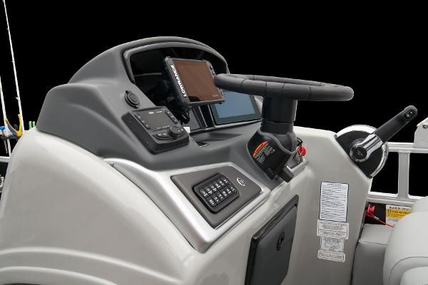 2024 Ranger Reata 223F - 36