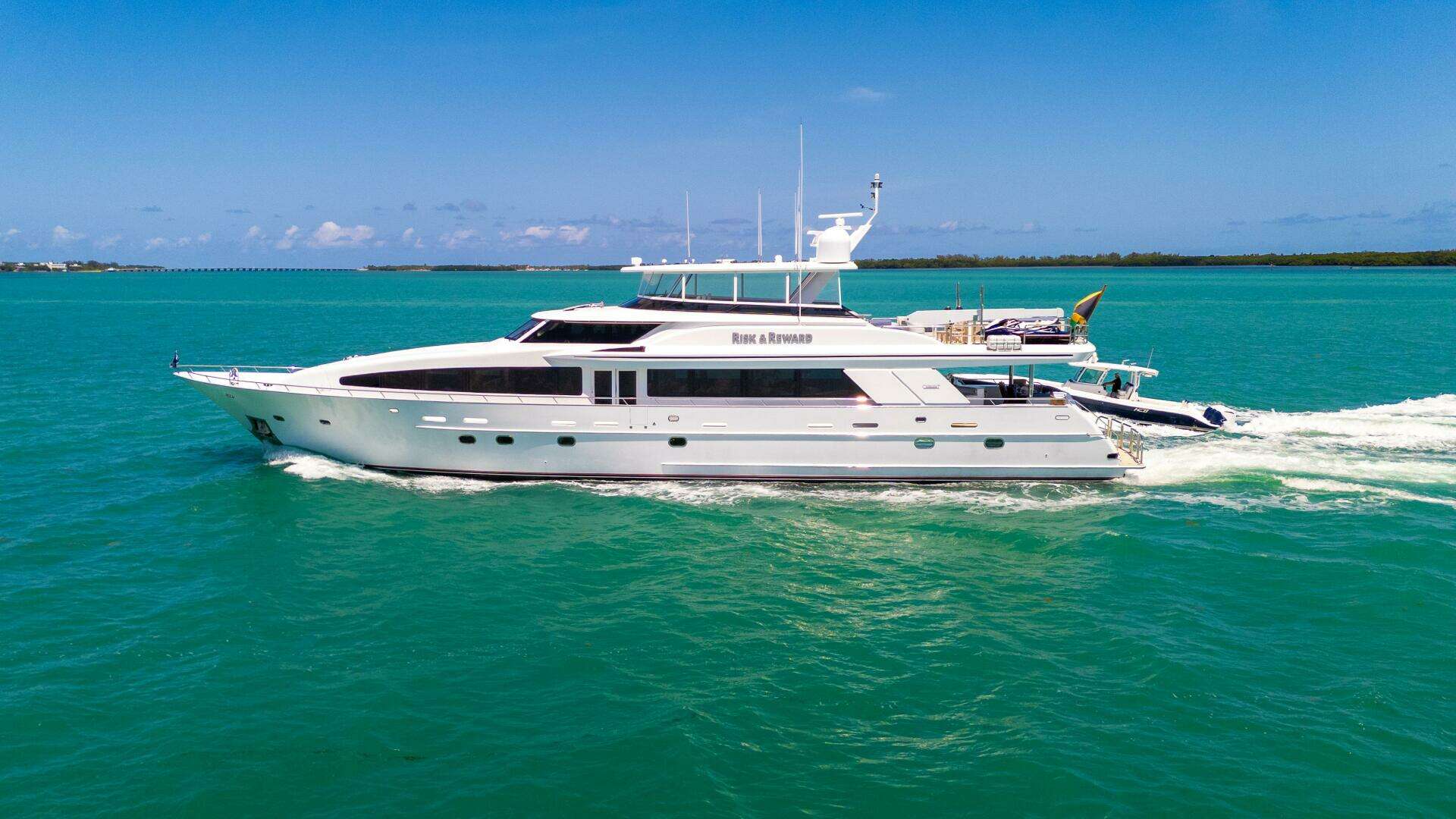 2004 Crescent Raised Pilothouse - Image 80
