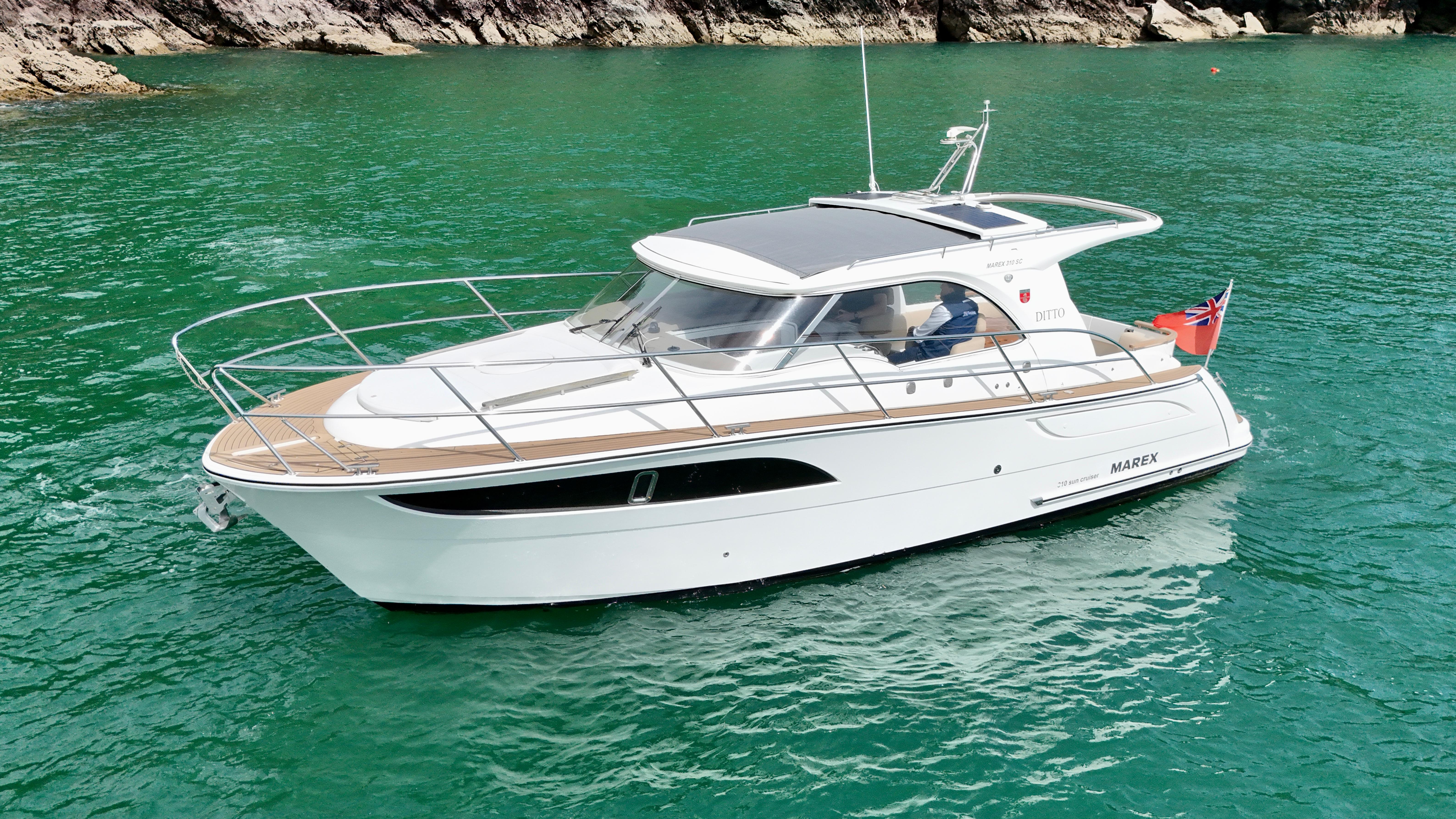 2021 Marex 310 Sun Cruiser