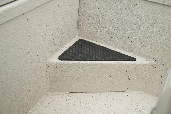 2026 Ranger RB190 - 34