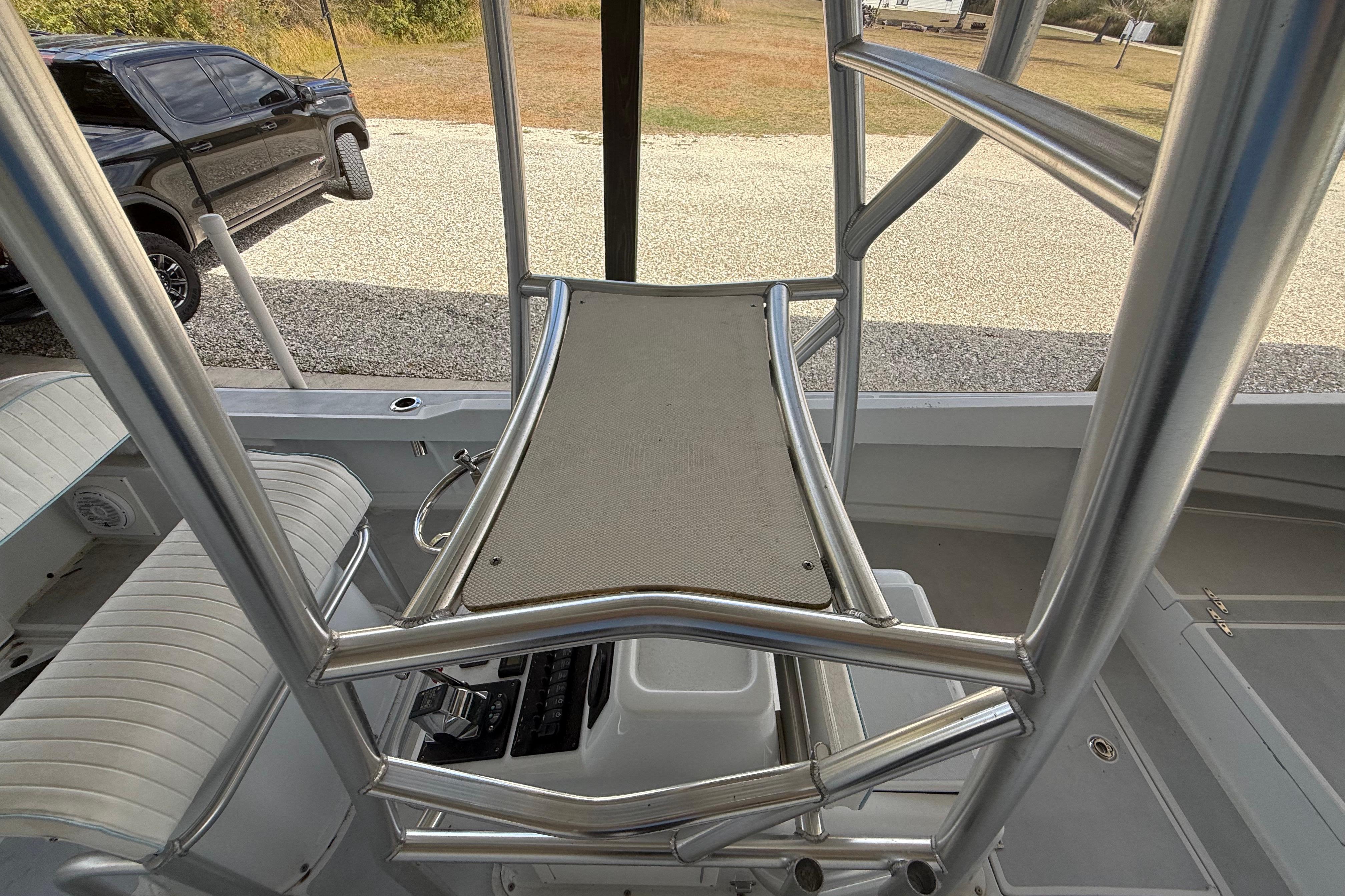 1974 Aquasport 2400 Center Console interior with seating and console view.