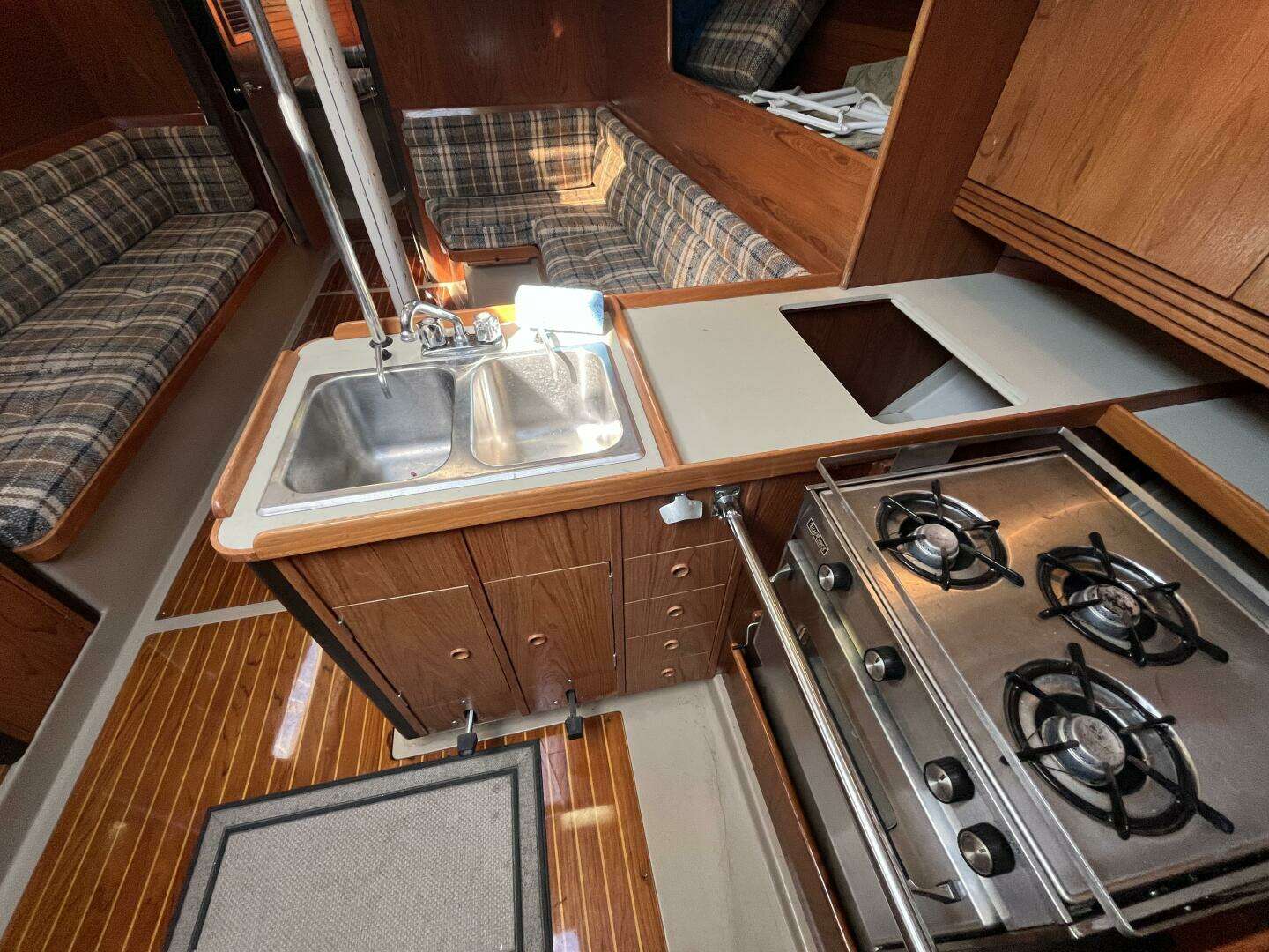 1984 C&C 41 - Image 42