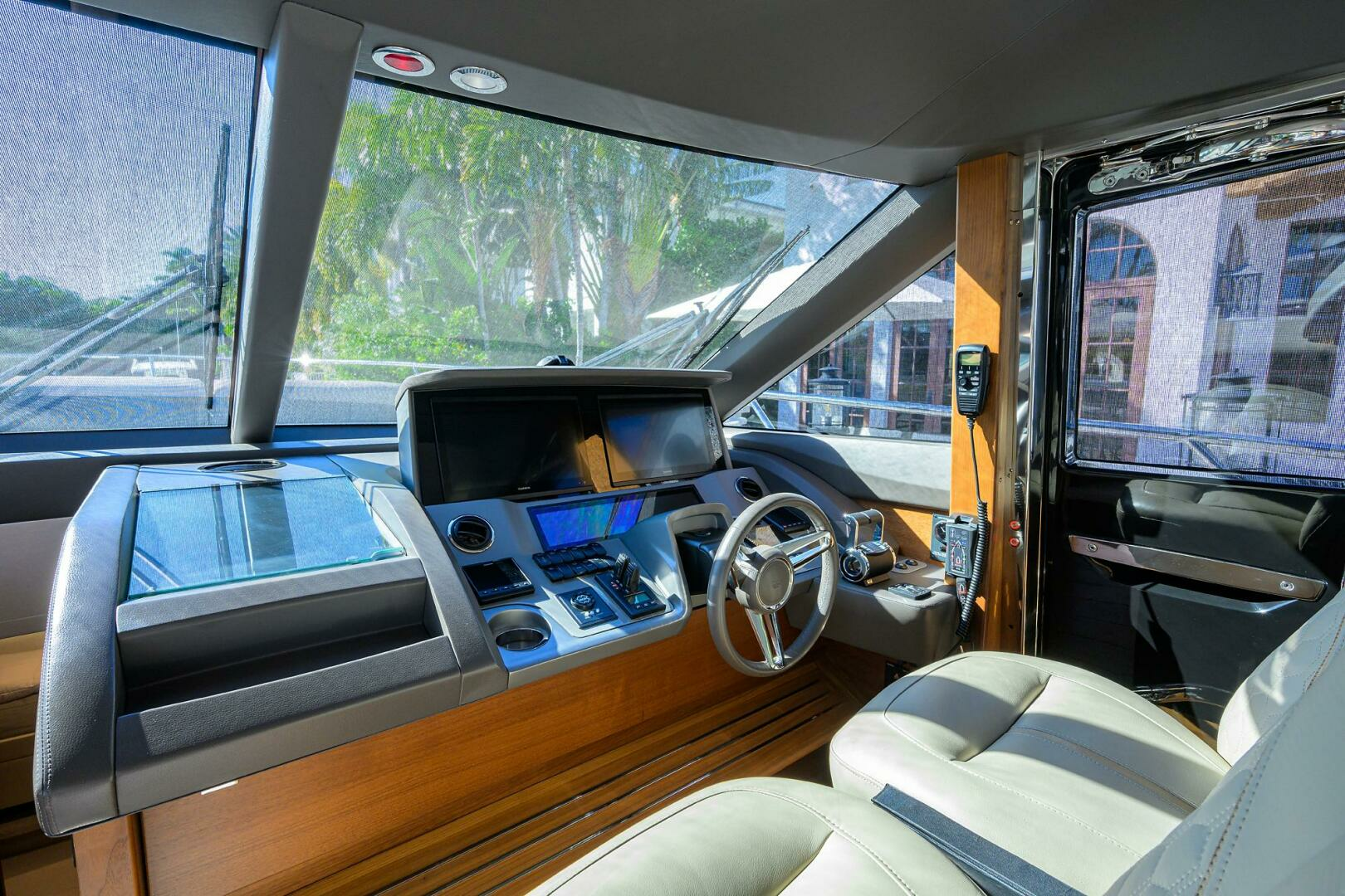 2021 Princess F70 - Image 34