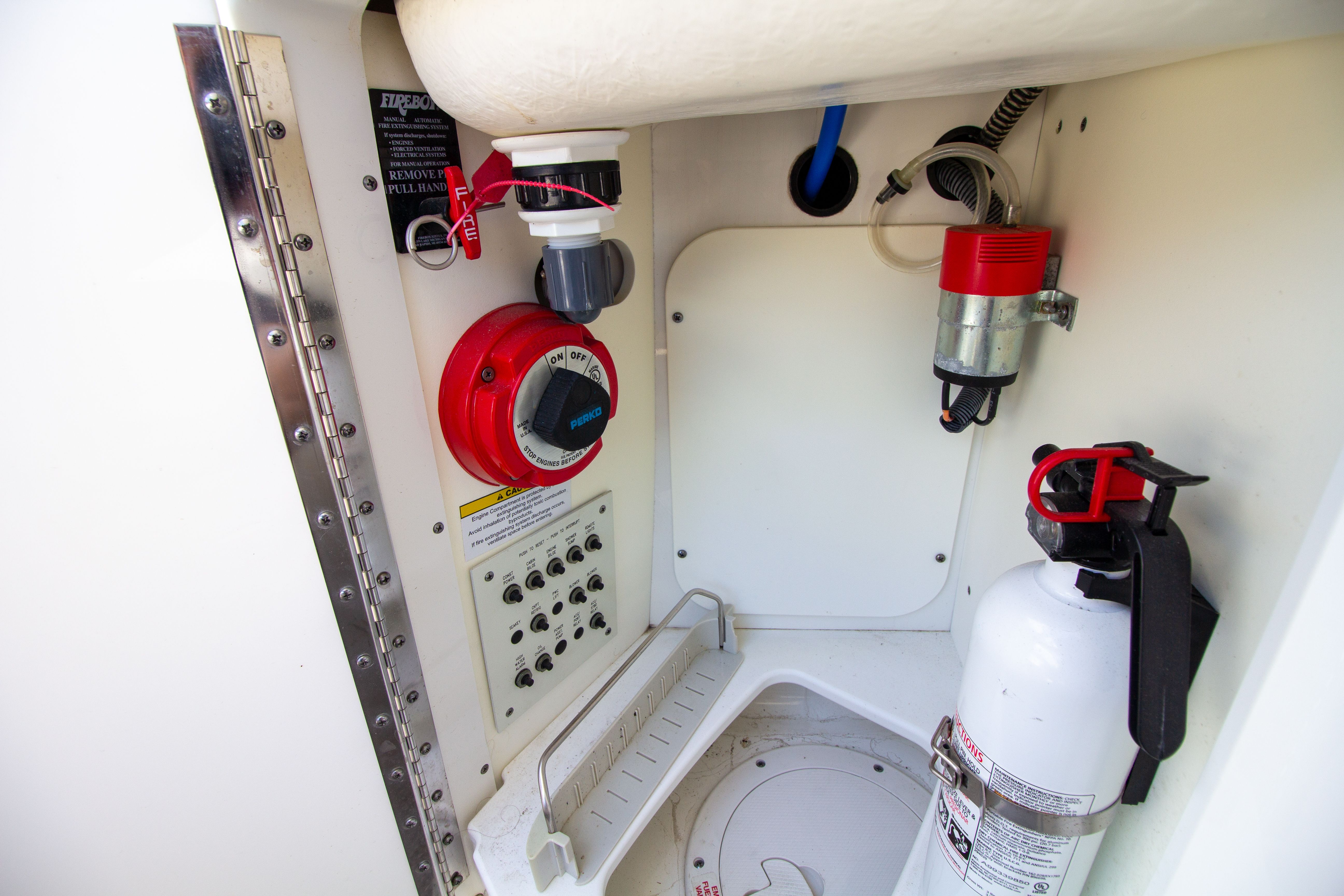 Safety equipment inside a 2016 Formula 40 Performance Cruiser.