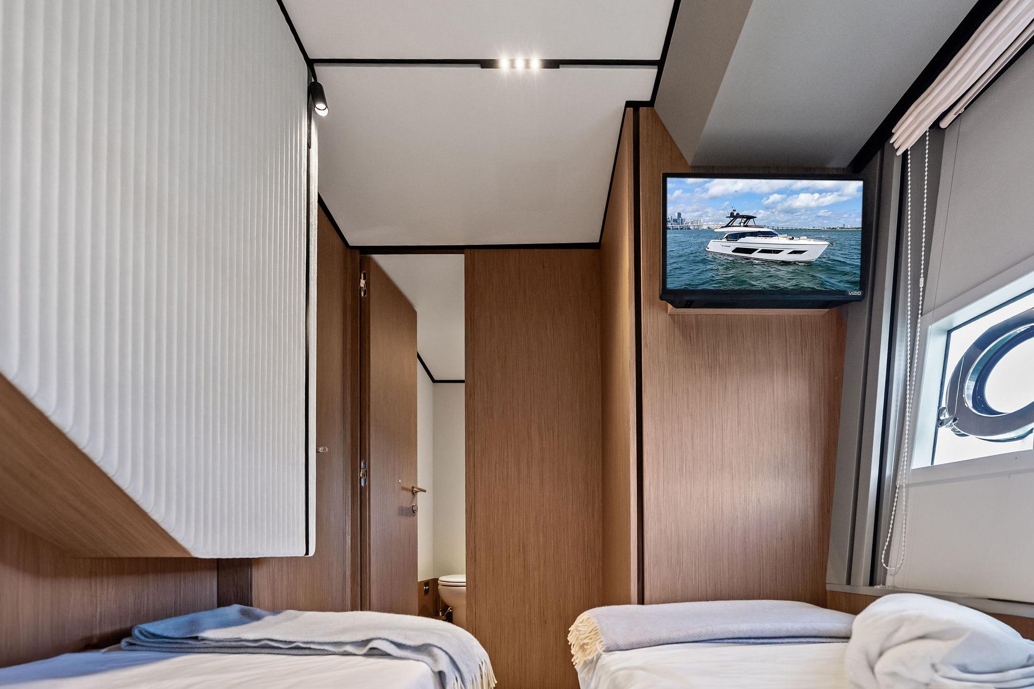 2024 Ferretti Yachts 720 - 73
