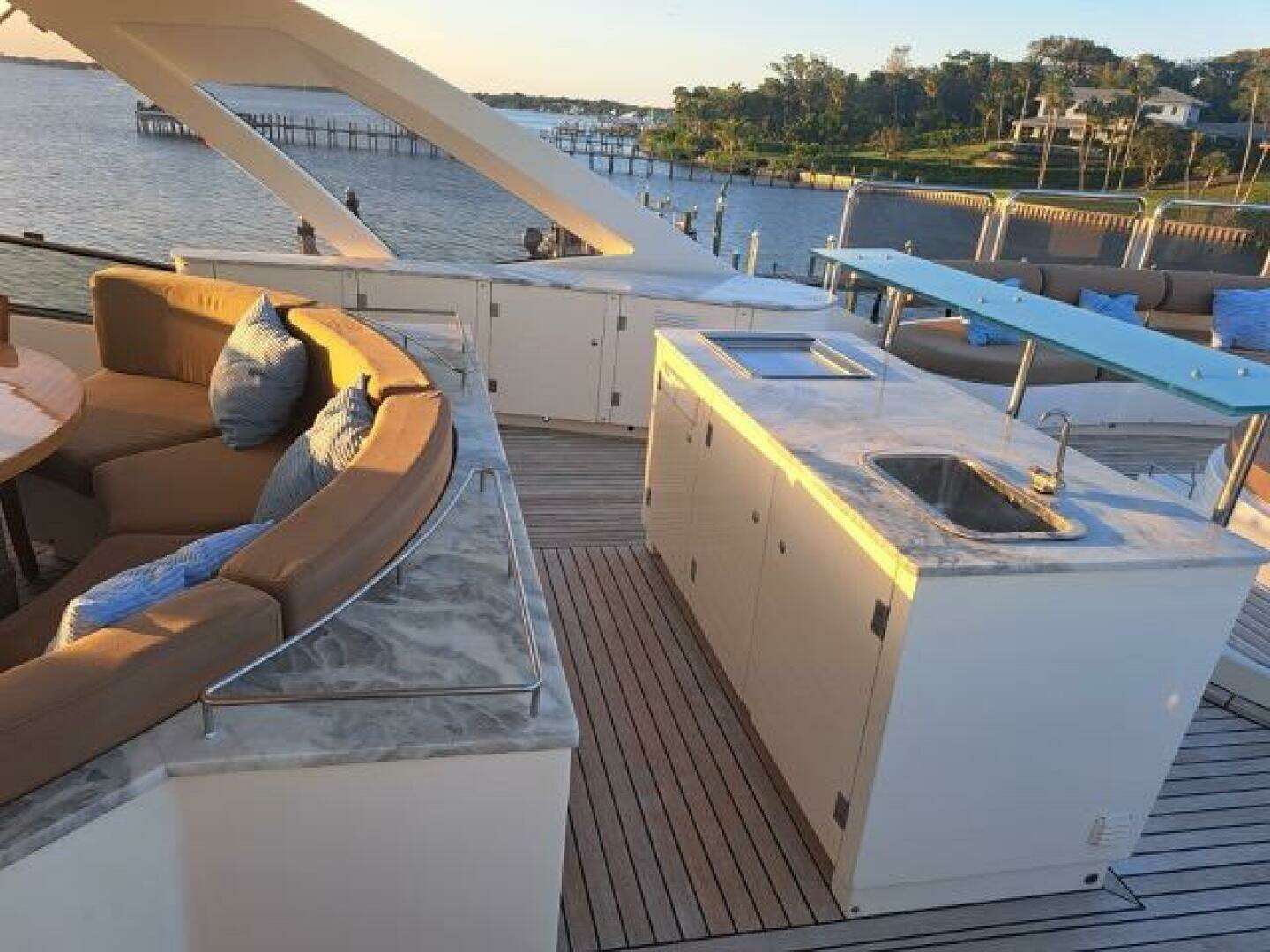2009 Astondoa 95 GLX - Image 45