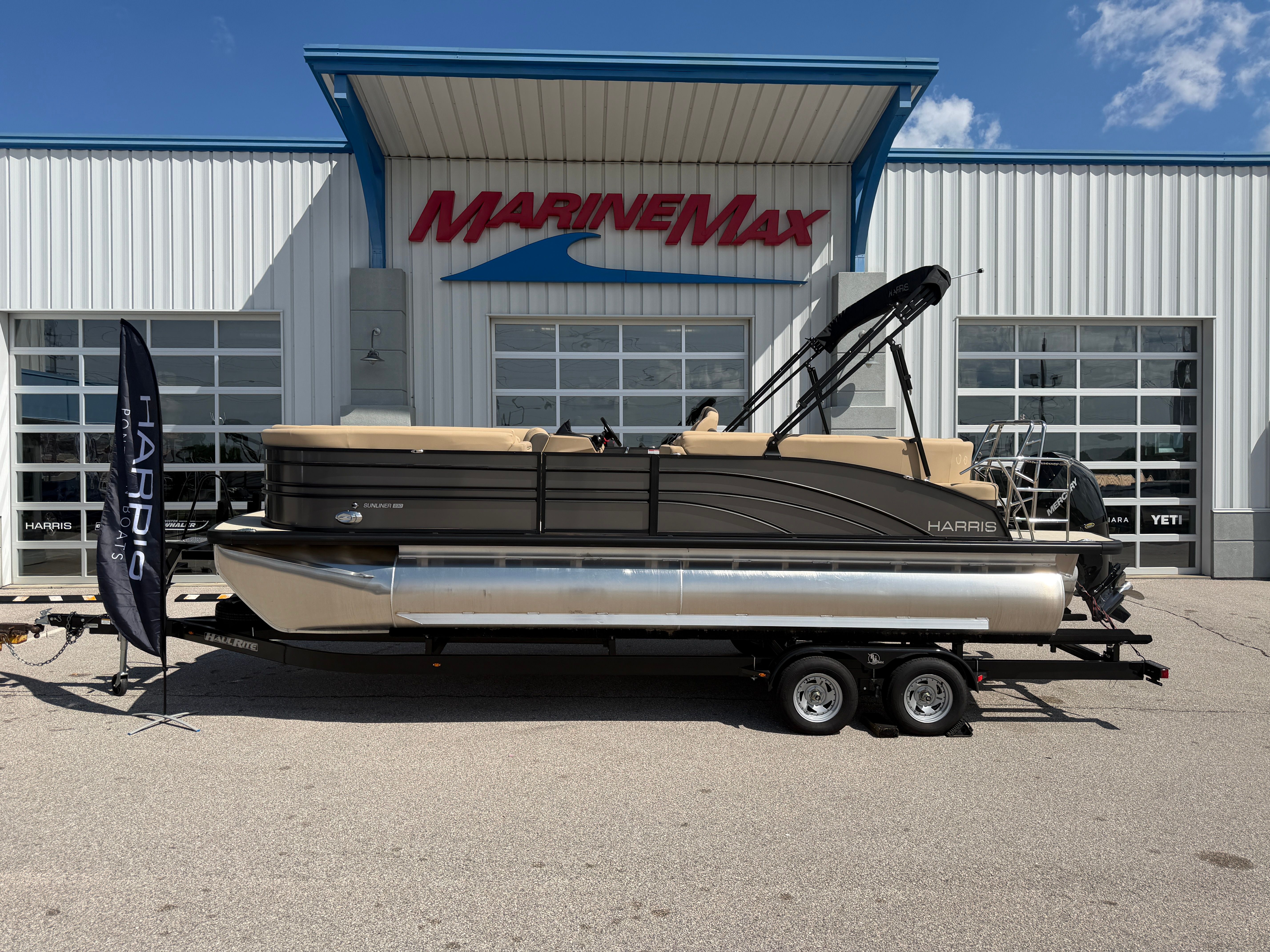 2025 Harris Sunliner 230