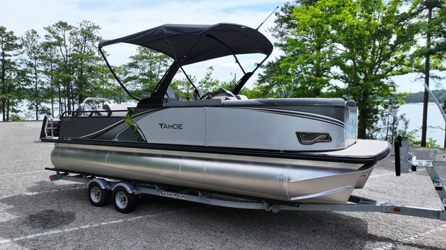 2026 Tahoe LTZ - 23 FT Versatile Rear Lounger