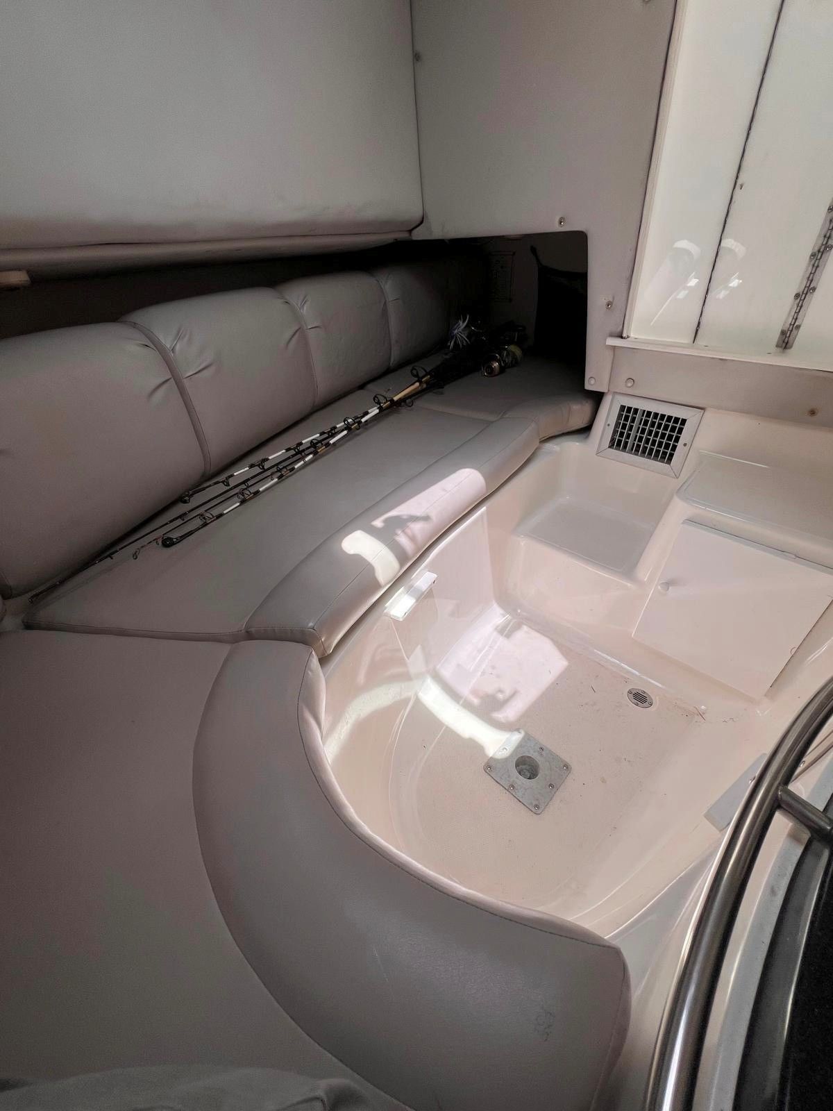 1998 Century Sport Cabin - 22