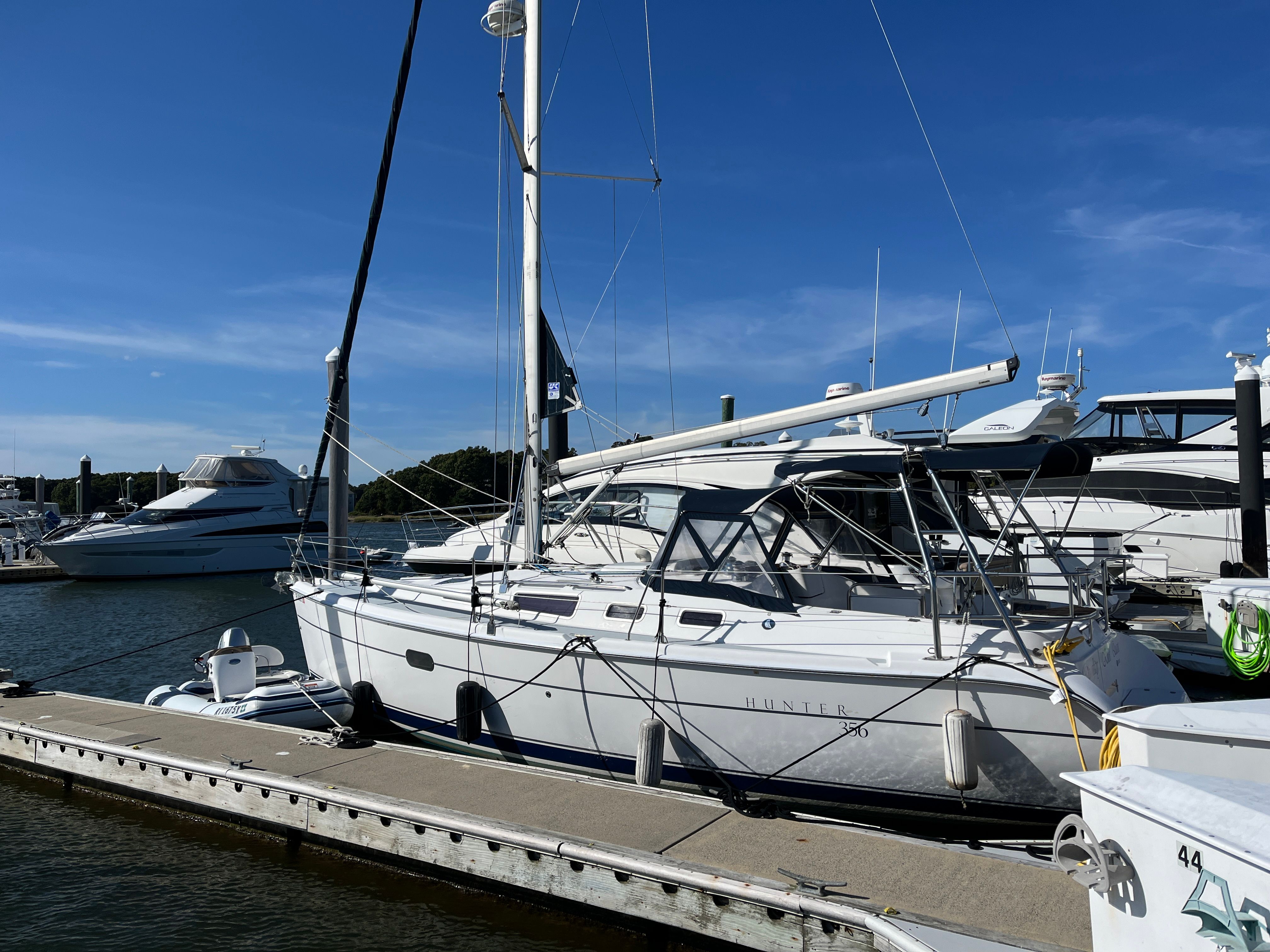 2003 Hunter 356