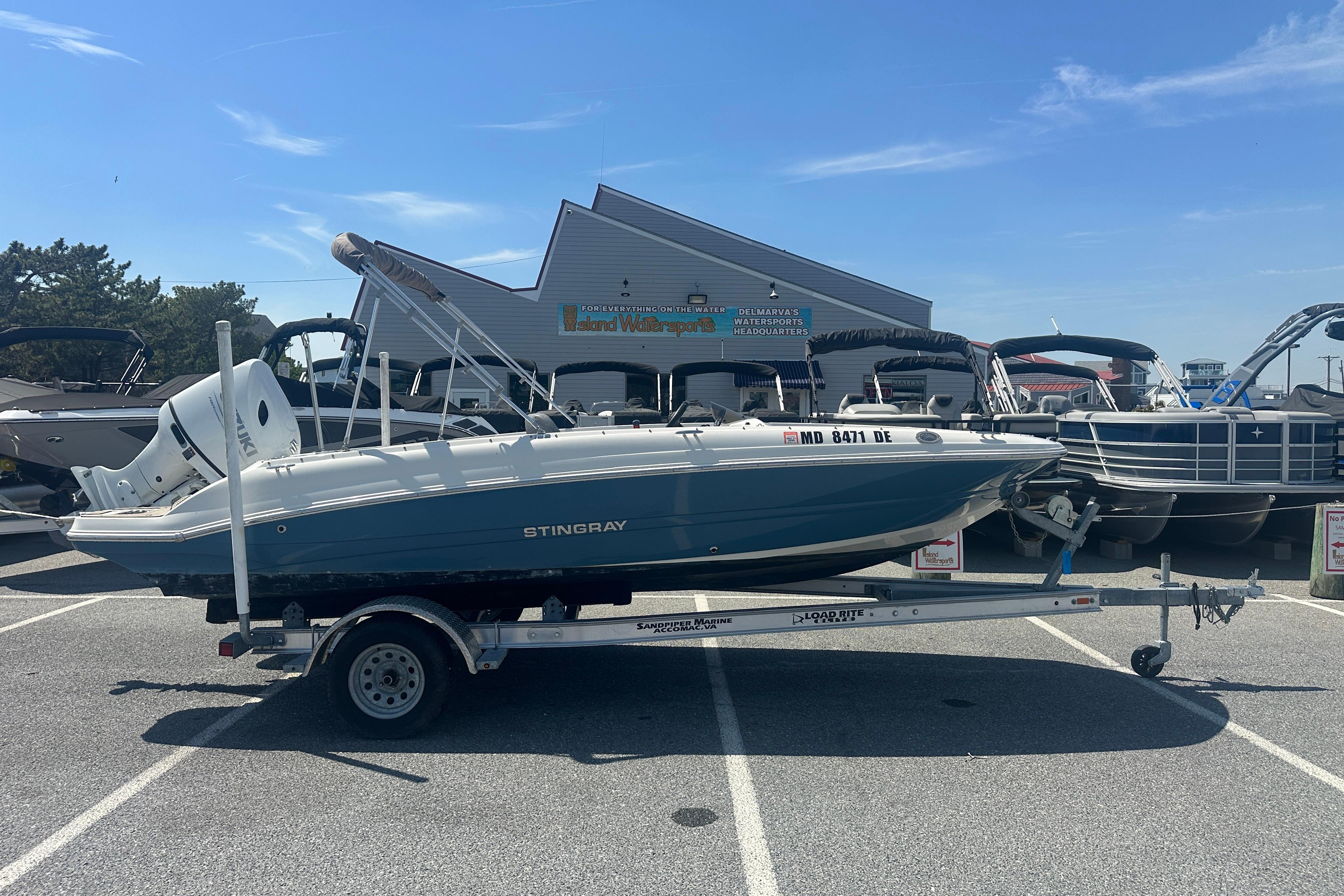 2022 Stingray 182 SC