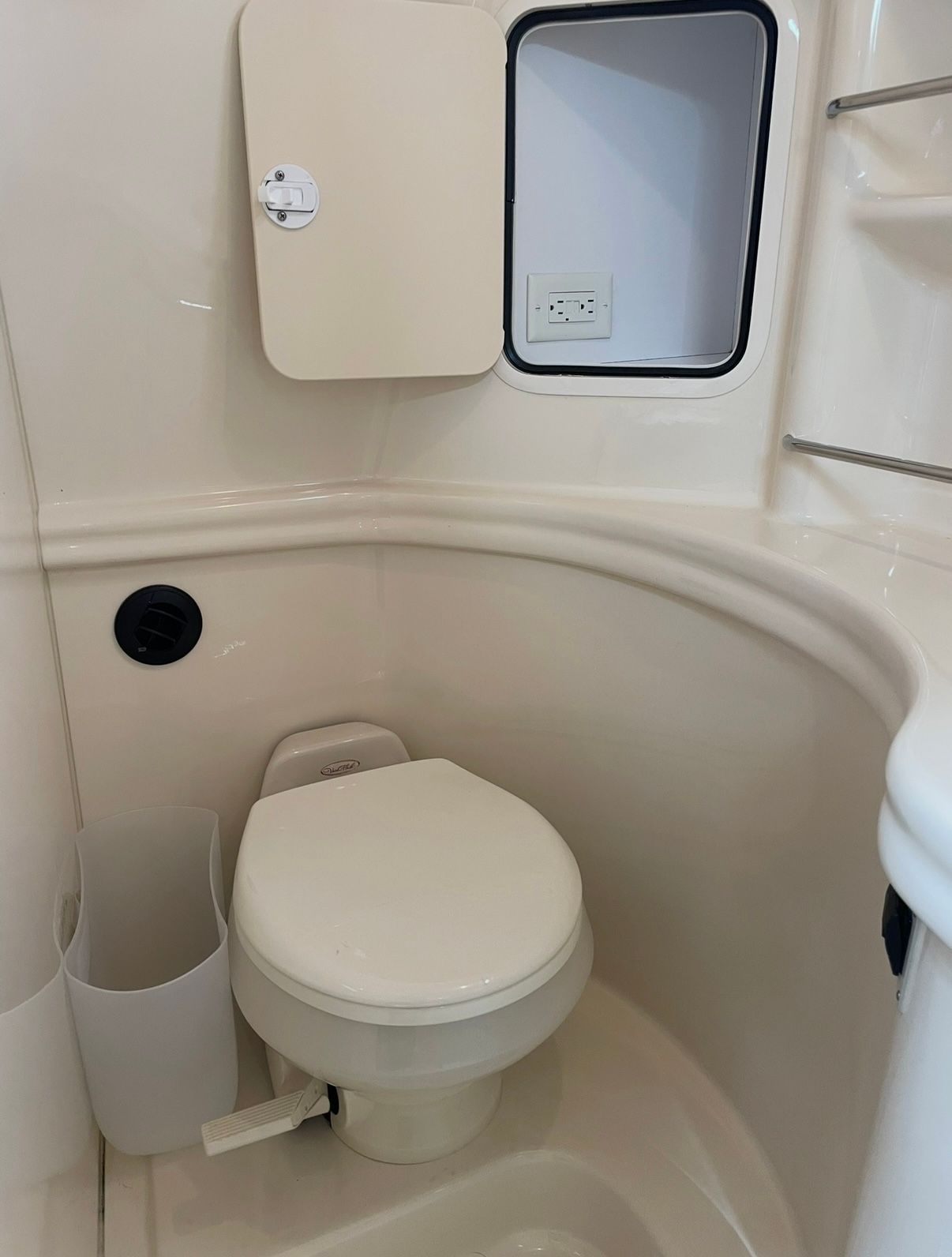 2004 Sea Ray 300 Sundancer - 15