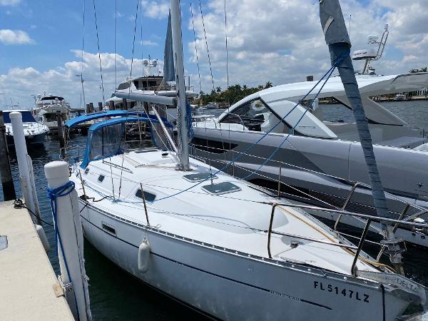 2001 Beneteau Oceanis 331