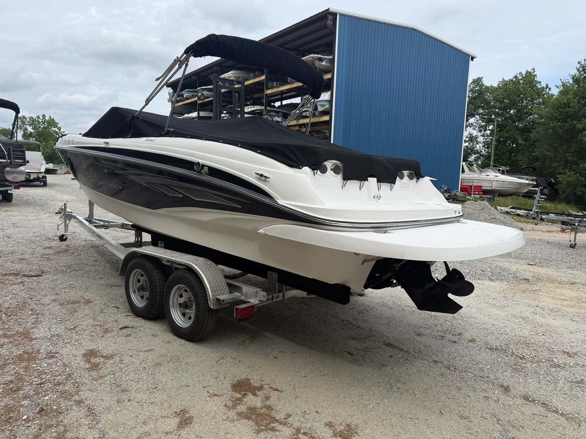 2009 Bayliner 225 Br - 22