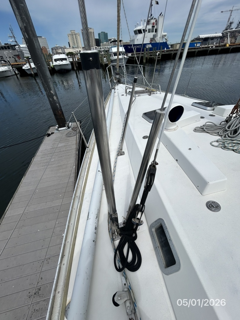 1990 Beneteau Oceanis 500 - Image 21