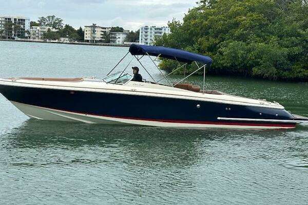 2015 Chris-Craft Launch 32