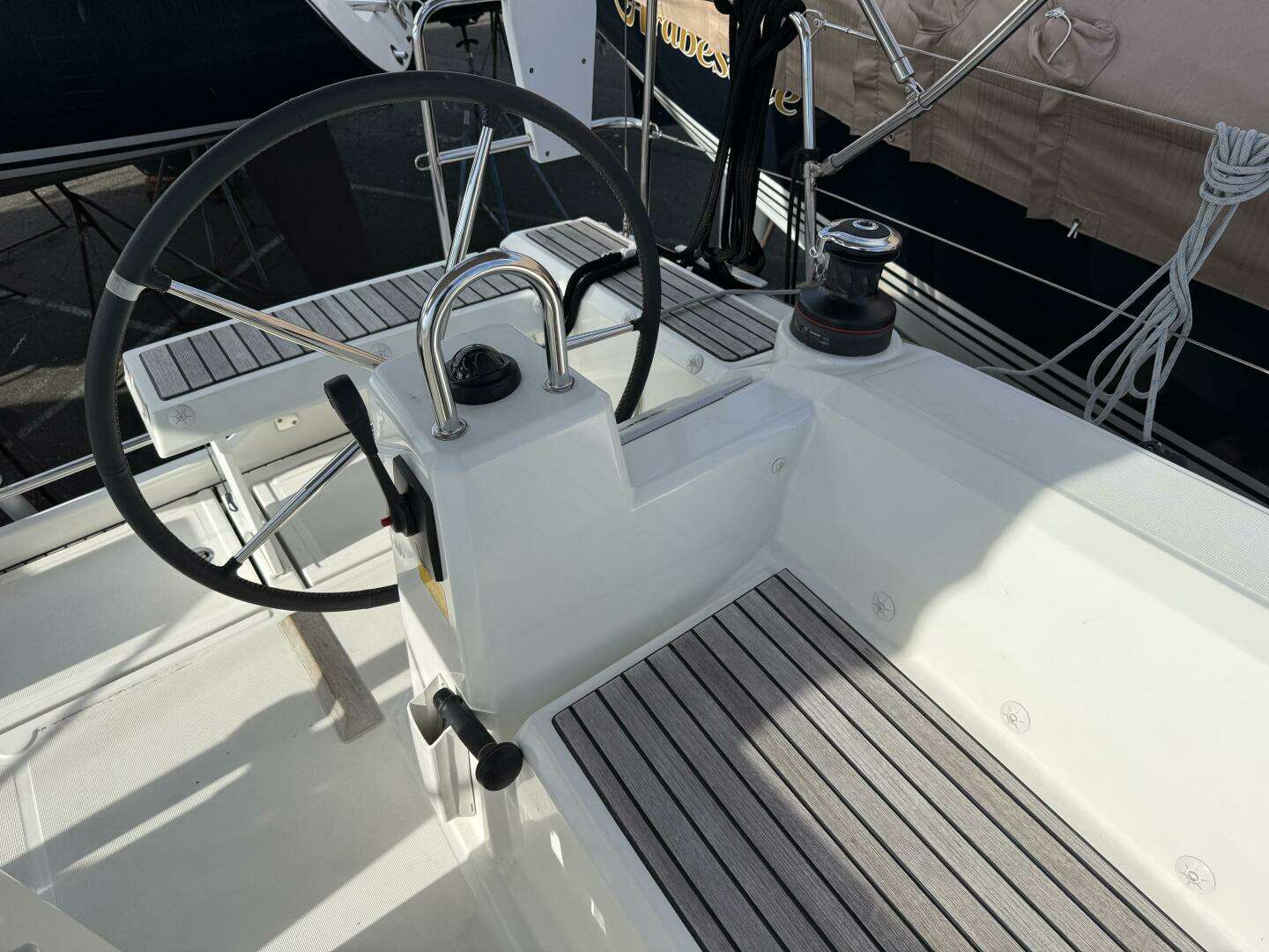2021 Beneteau 35.1 - Image 8
