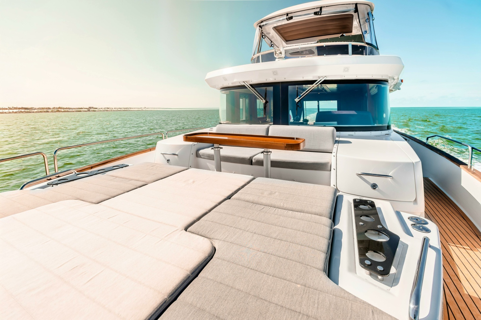 2023 Sirena Yachts — - Image 4