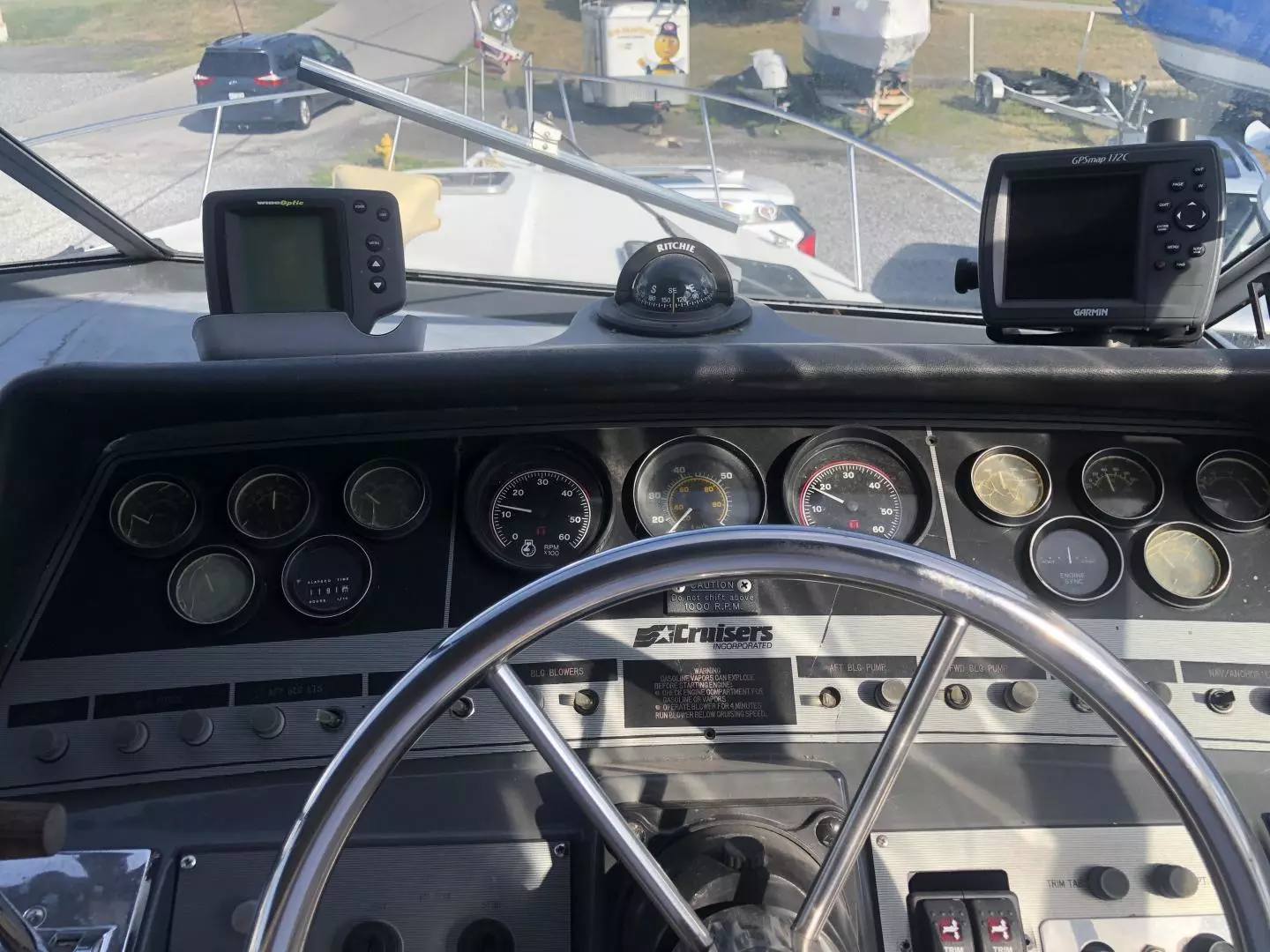 1986 Cruisers Esprit 3370 - Image 2