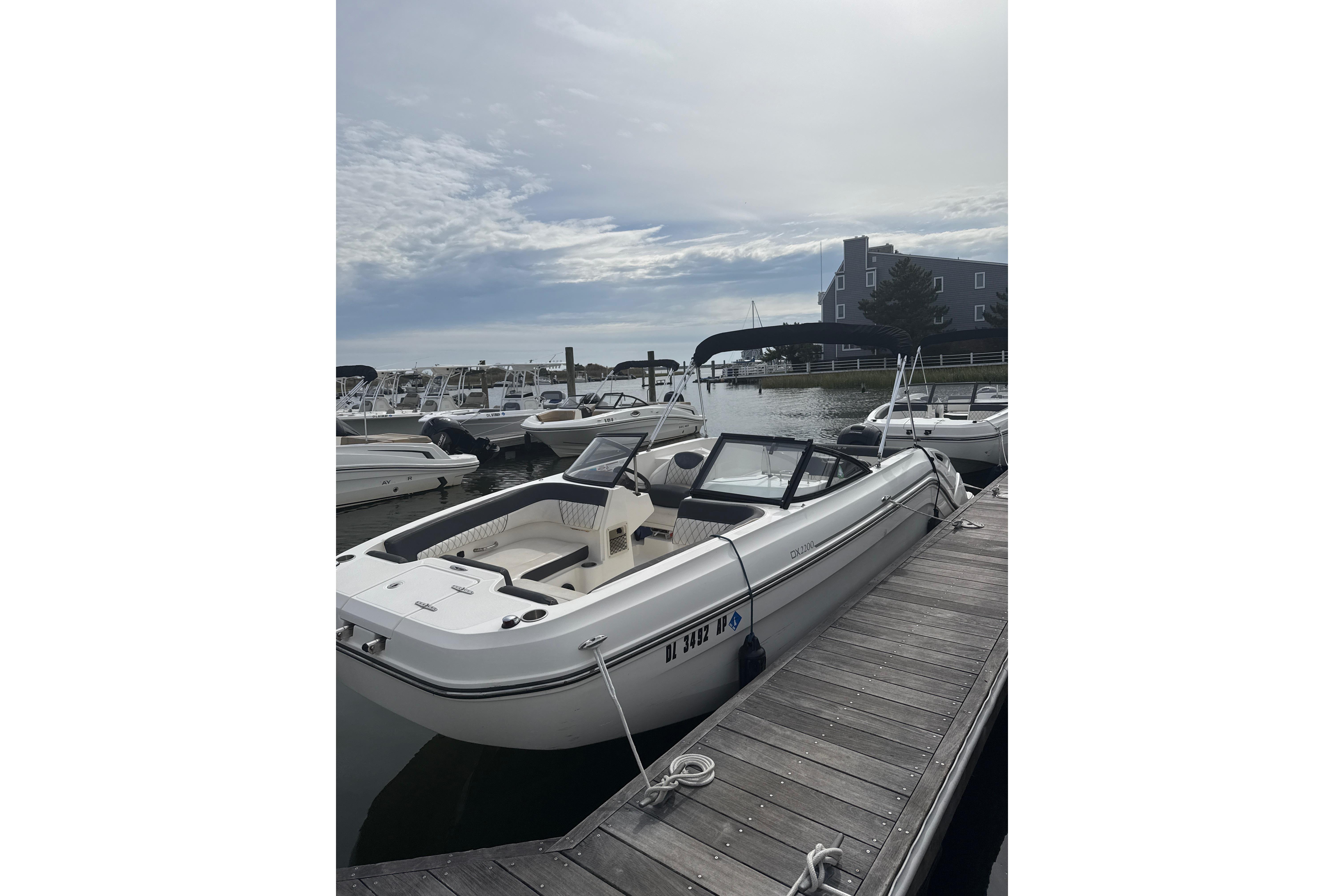 2023 Bayliner DX 2200
