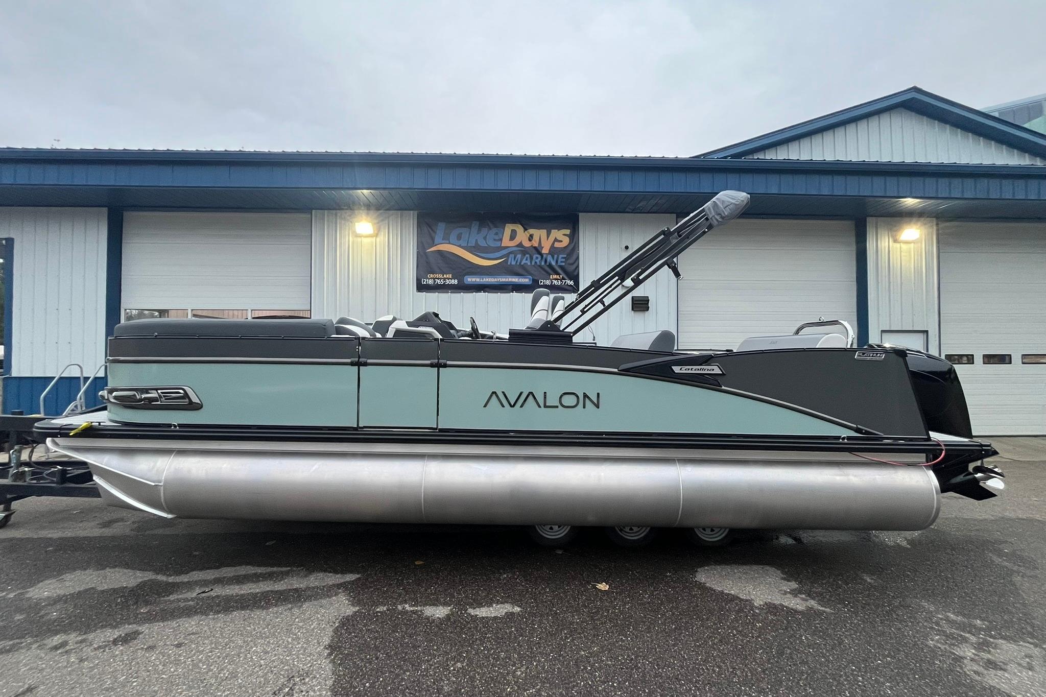 2026 Avalon Catalina Versatile Rear Lounge