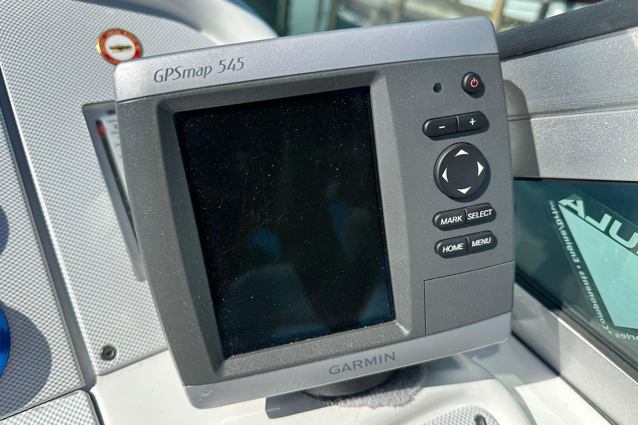 Garmin GPSmap 545 device on 2003 Formula 353 FASTech dashboard.