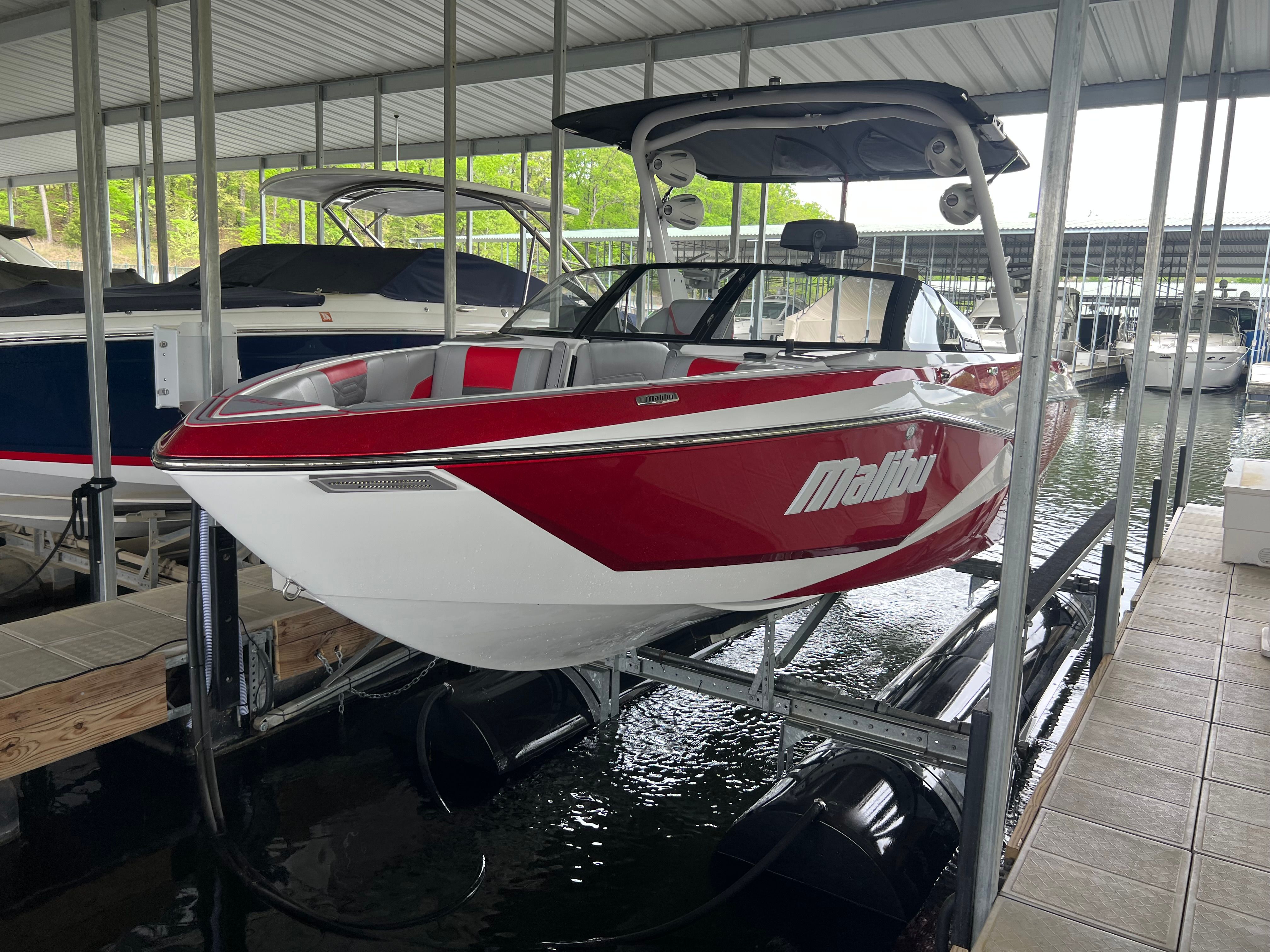 2022 Malibu Wakesetter 25 LSV - 6